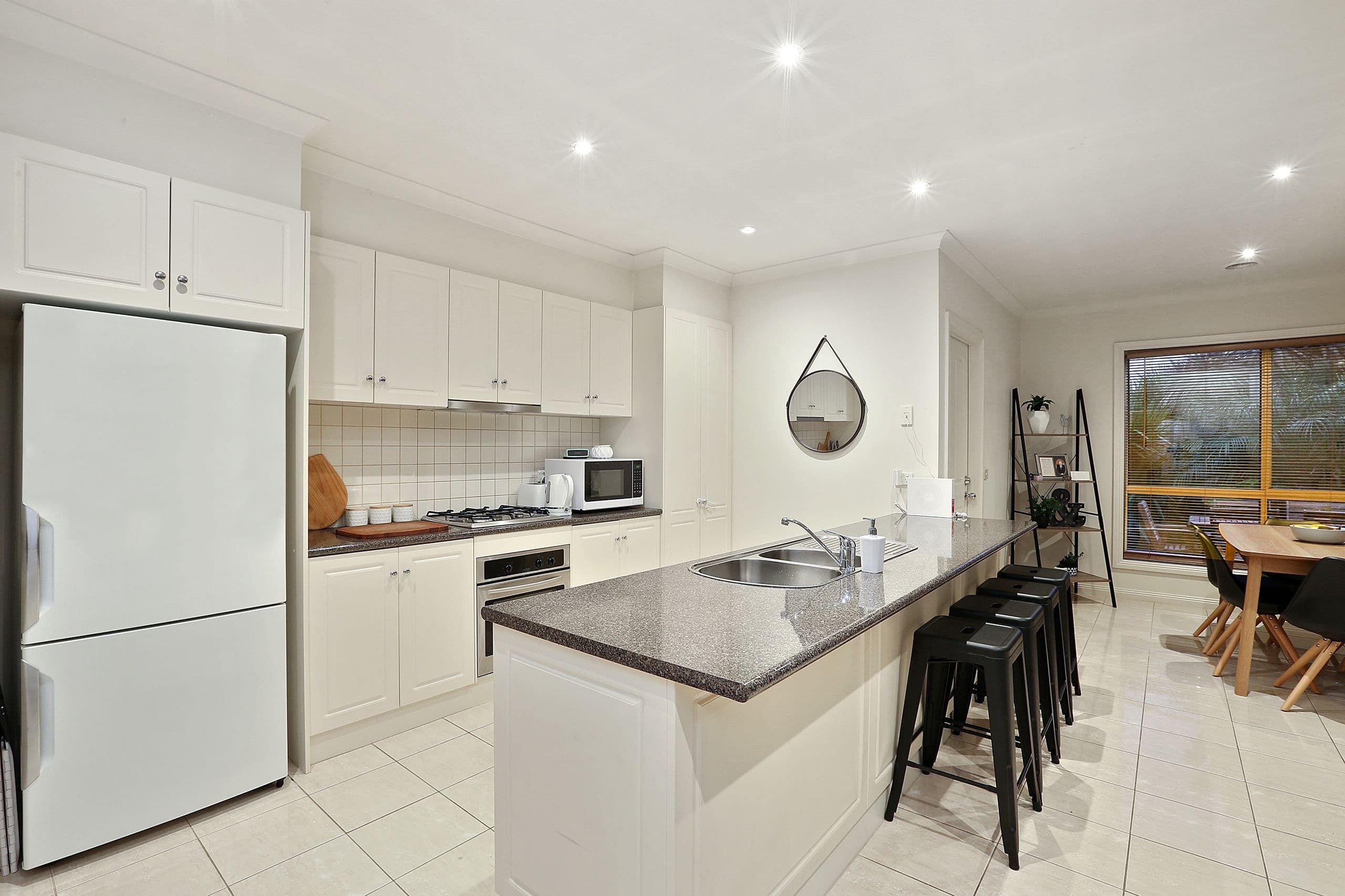 17 Pethajohn Parade, Grovedale VIC 3216, Grovedale - Thumbnail 2