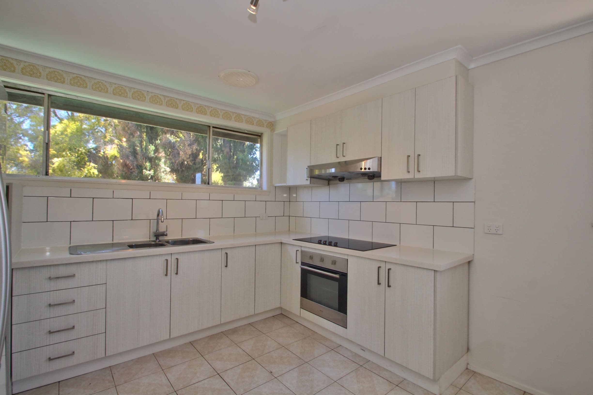 15 Blackwood Crescent, Cobram VIC 3644, Cobram - Thumbnail 4