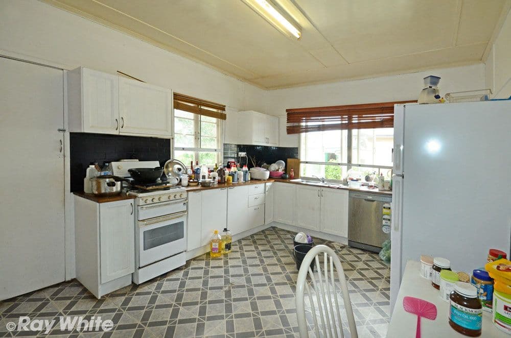 112 Grevillea Street, Biloela QLD 4715, Biloela - Thumbnail 3