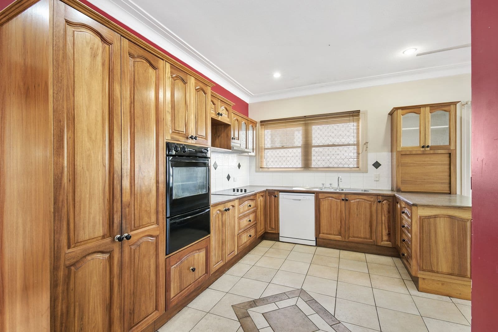 24 Alfred Street, Woody Point QLD 4019, Woody Point - Thumbnail 6