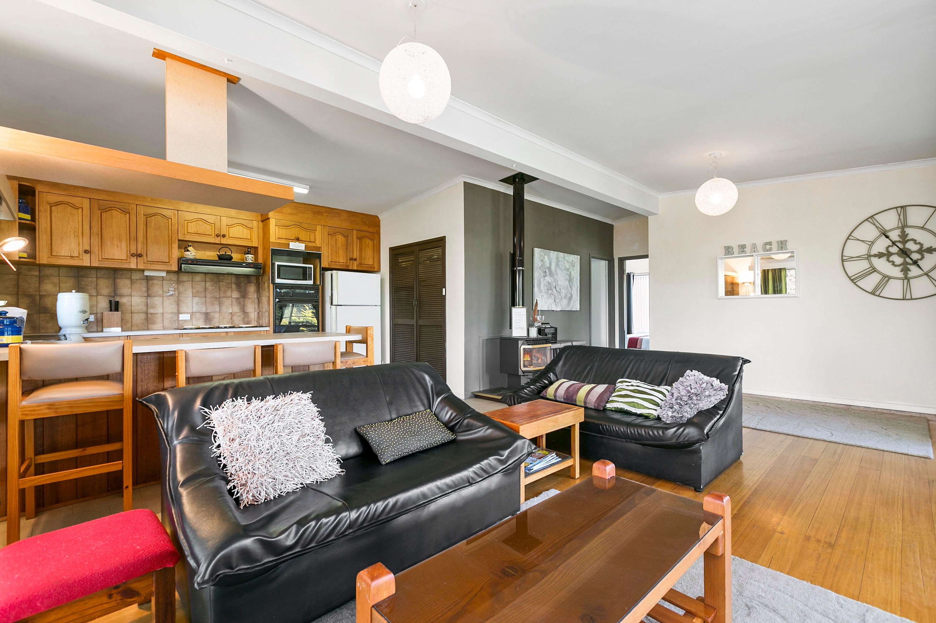 22-24 Highland Avenue, Cowes VIC 3922, Cowes - Thumbnail 2