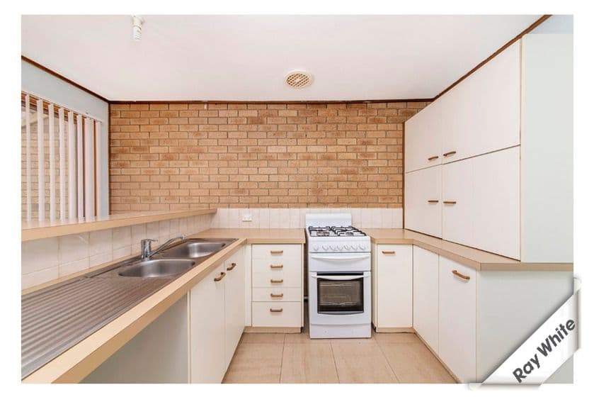 15 Strong Place, Belconnen ACT 2617, Belconnen - Thumbnail 2