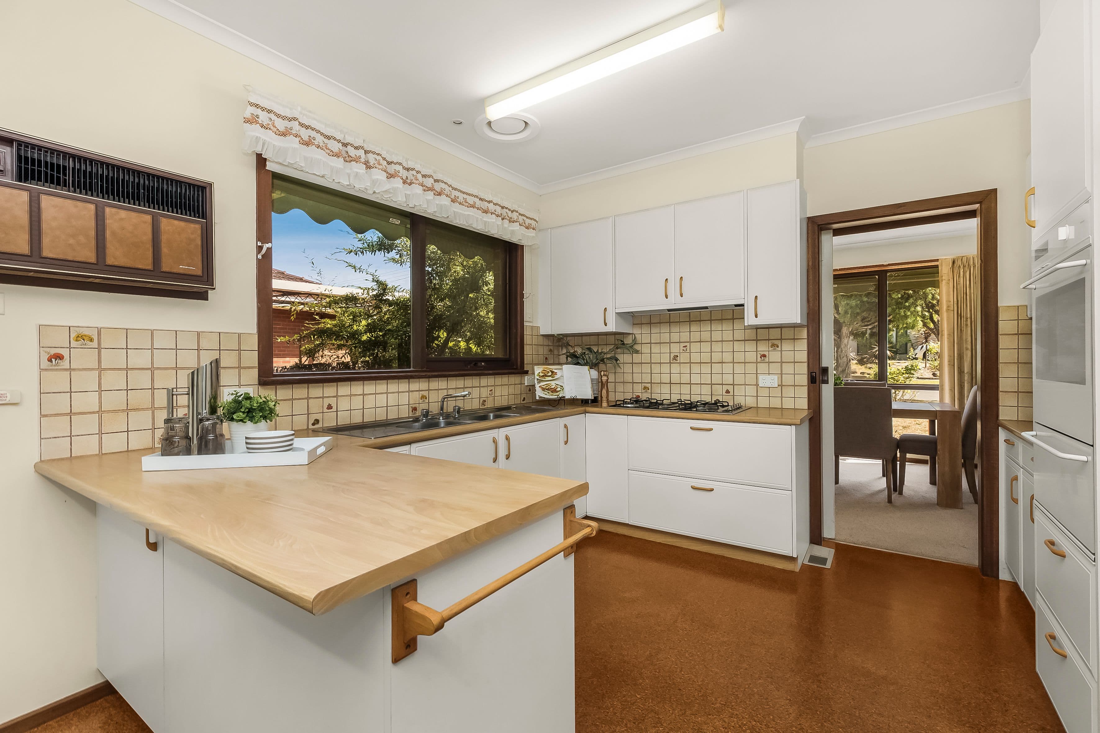10 Winston Street, Glen Waverley VIC 3150, Glen Waverley - Thumbnail 5