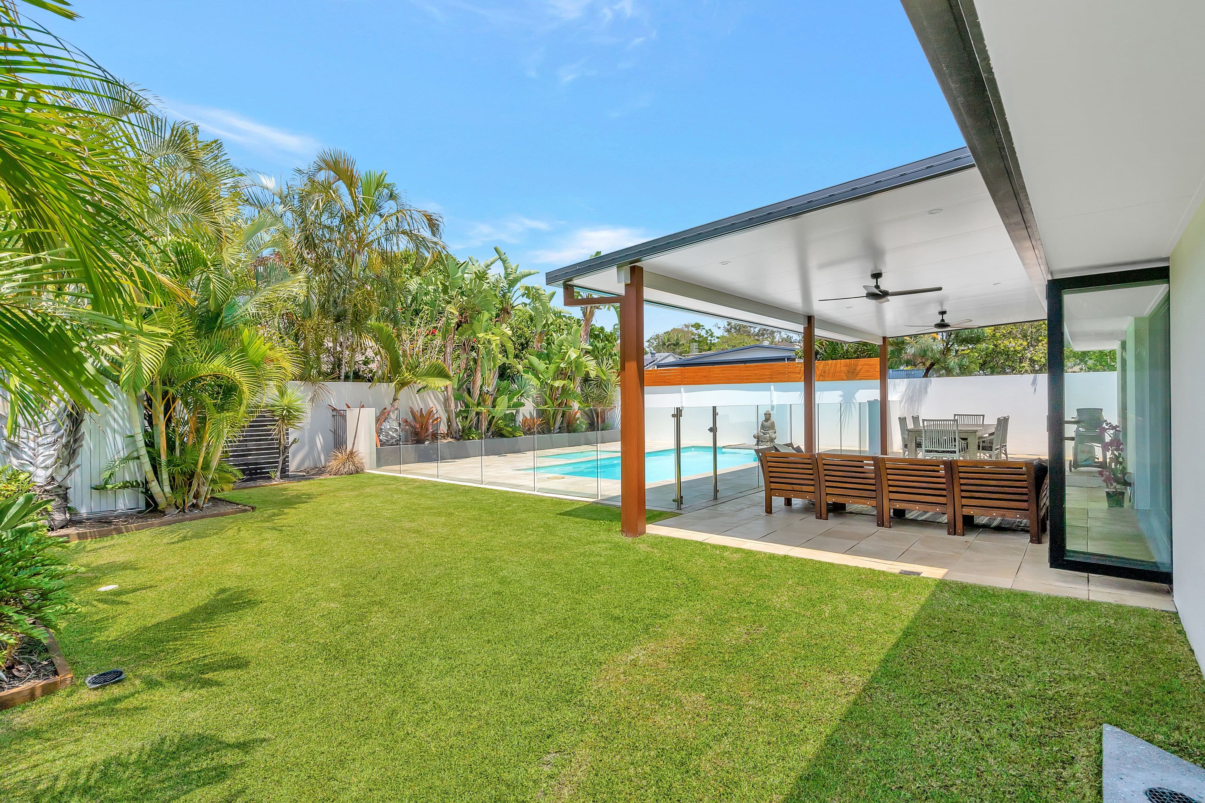 10 Newton Avenue, Southport QLD 4215, Southport - Thumbnail 6