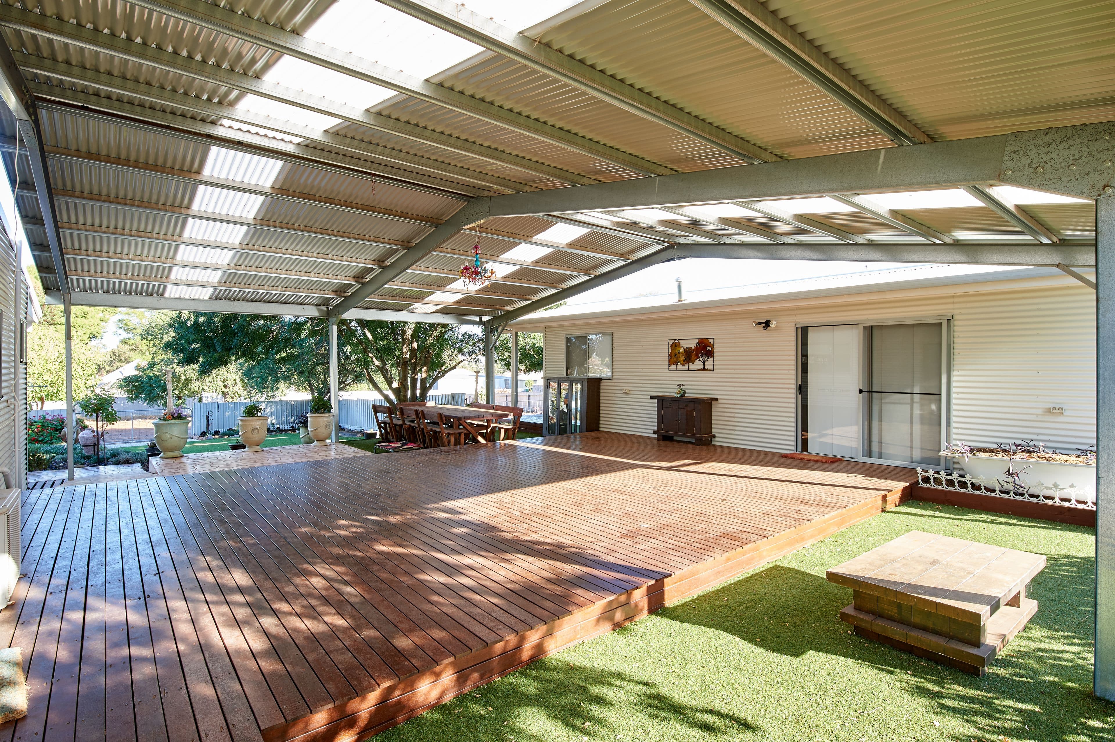160 Cowabbie Street, Coolamon - Image 1