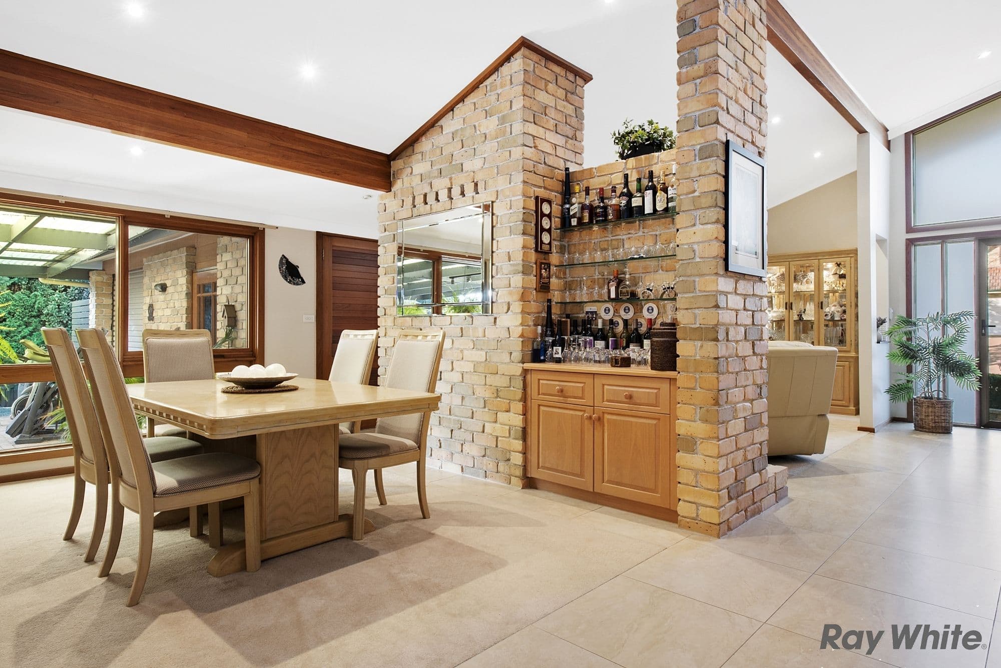 10 Strathcarron Avenue, Castle Hill - Thumbnail 4