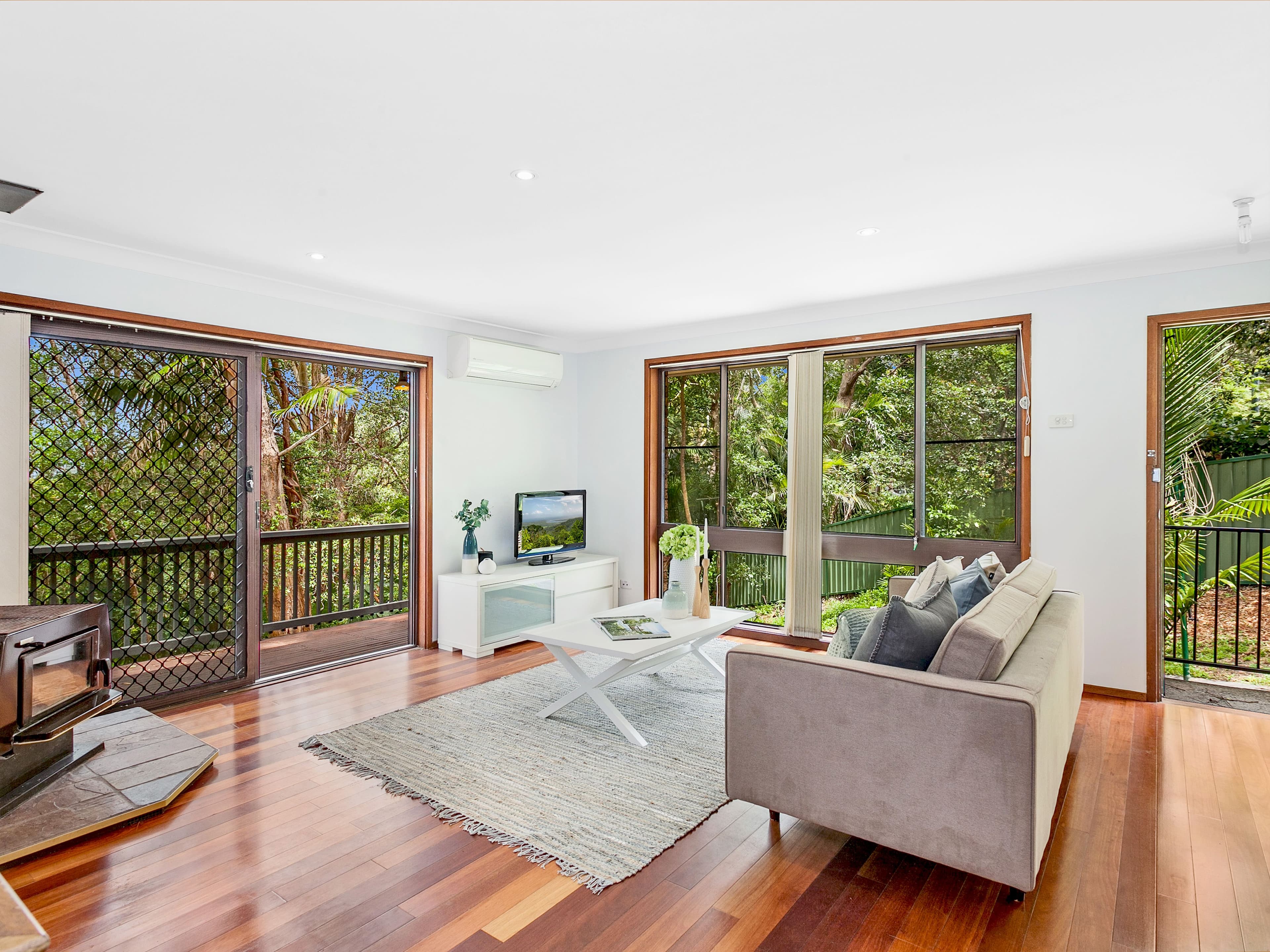 4 Chellow Dene Avenue, Stanwell Park - Thumbnail 2