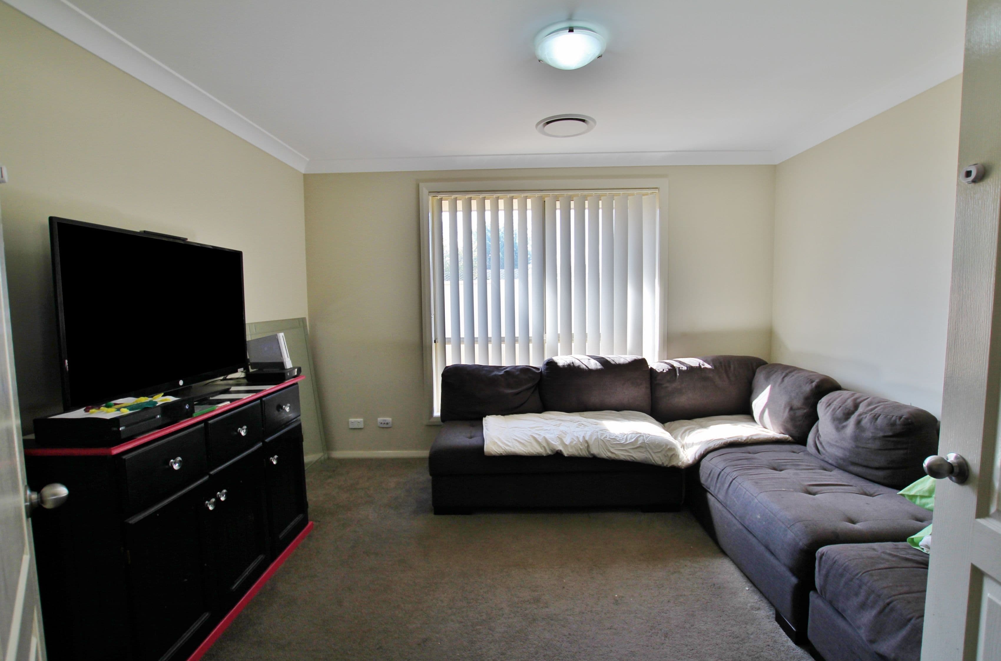 76 Hills Street, Young - Thumbnail 6