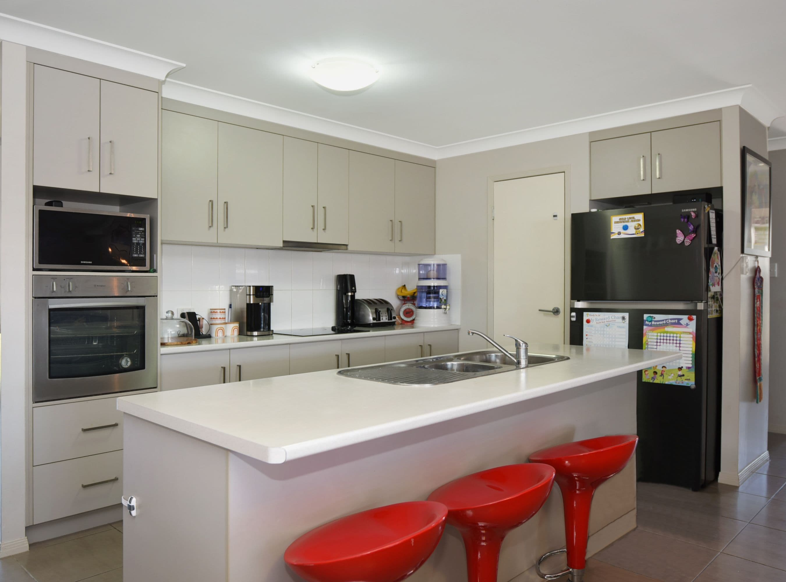 15 Sunset Drive, Glenvale QLD 4350, Glenvale - Thumbnail 4