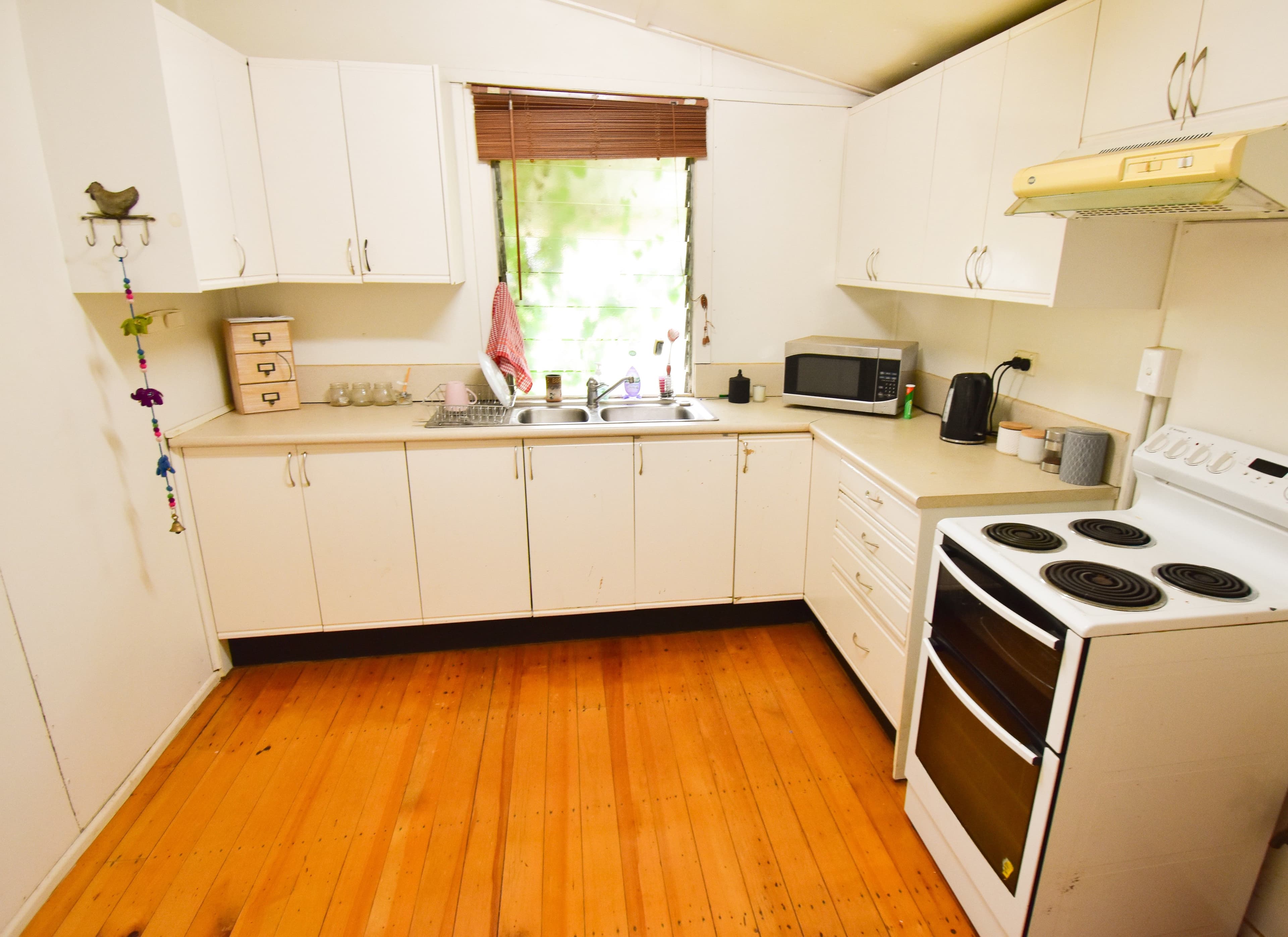 62 Falcon Street, Longreach QLD 4730, Longreach - Thumbnail 4