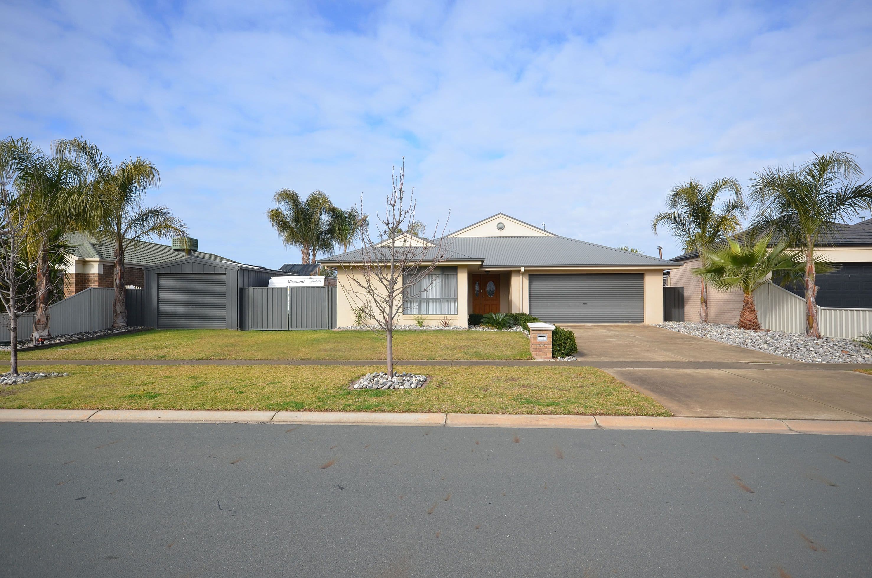 38 Glencoe Boulevard, Moama - Image 1