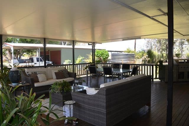 42 Edward Street, Tambo QLD 4478, Tambo - Thumbnail 3