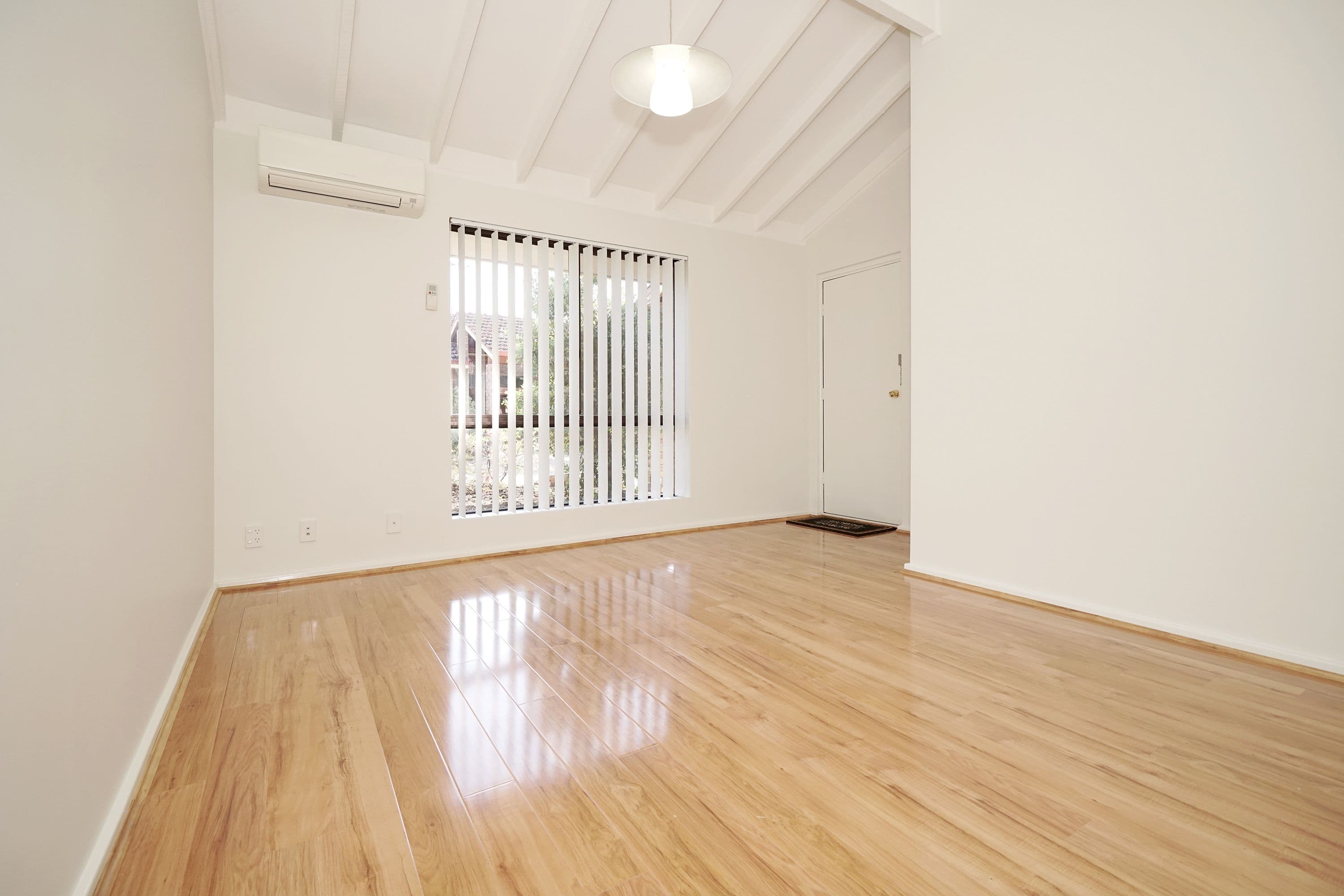 73 Walter Road West, Dianella WA 6059, Dianella - Thumbnail 2