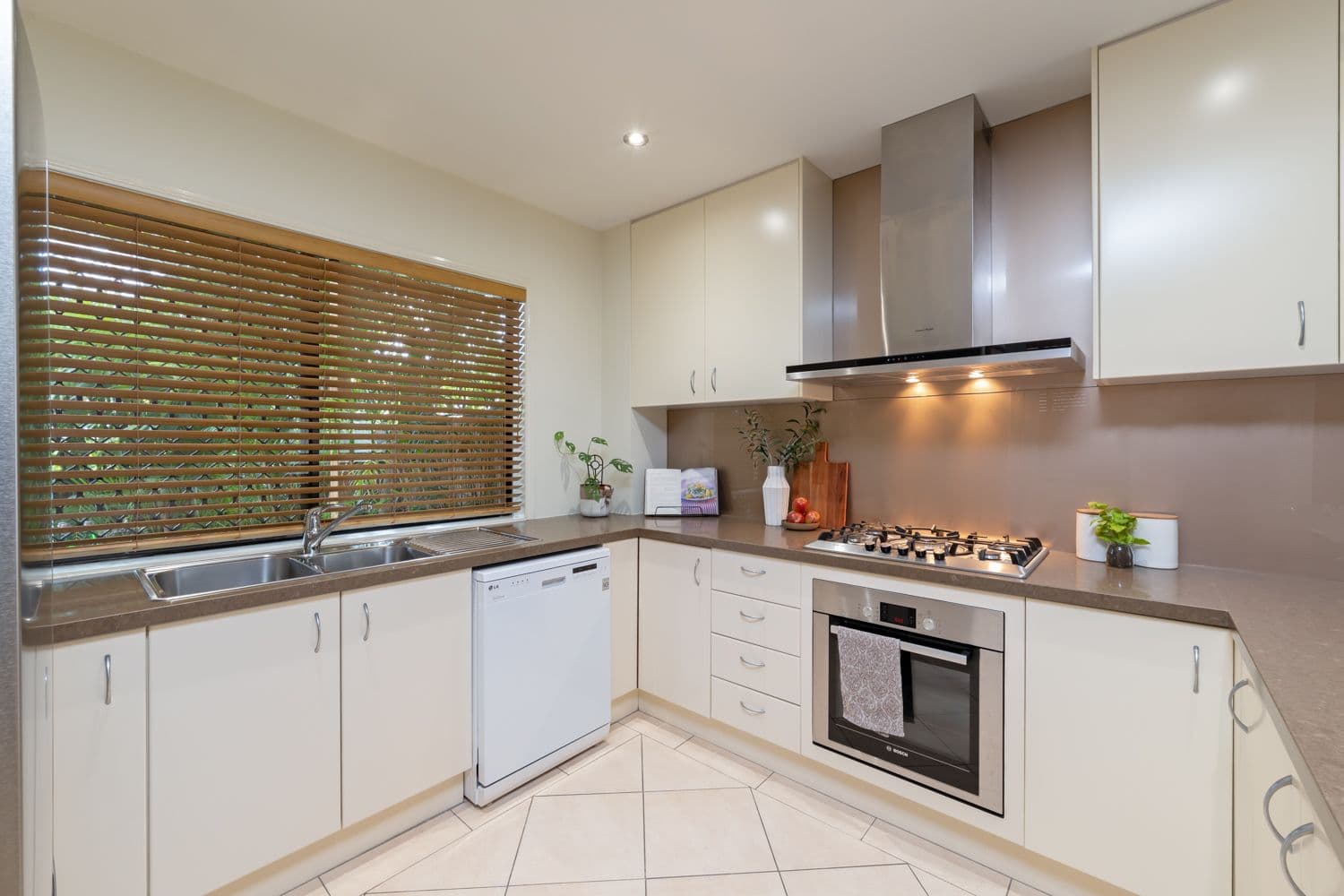 23 Abuklea Street, Wilston QLD 4051, Wilston - Thumbnail 6