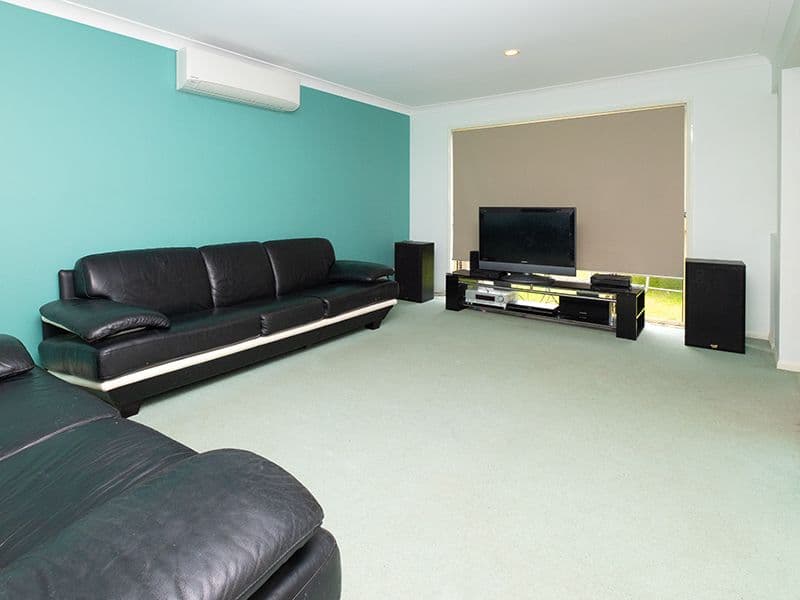 22 Clandon Street, Heritage Park QLD 4118, Heritage Park - Thumbnail 3