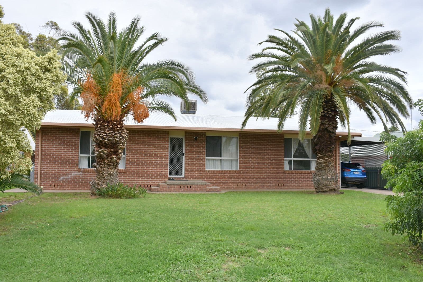 28 Jacaranda Drive, Moree NSW 2400, Moree - Thumbnail 2