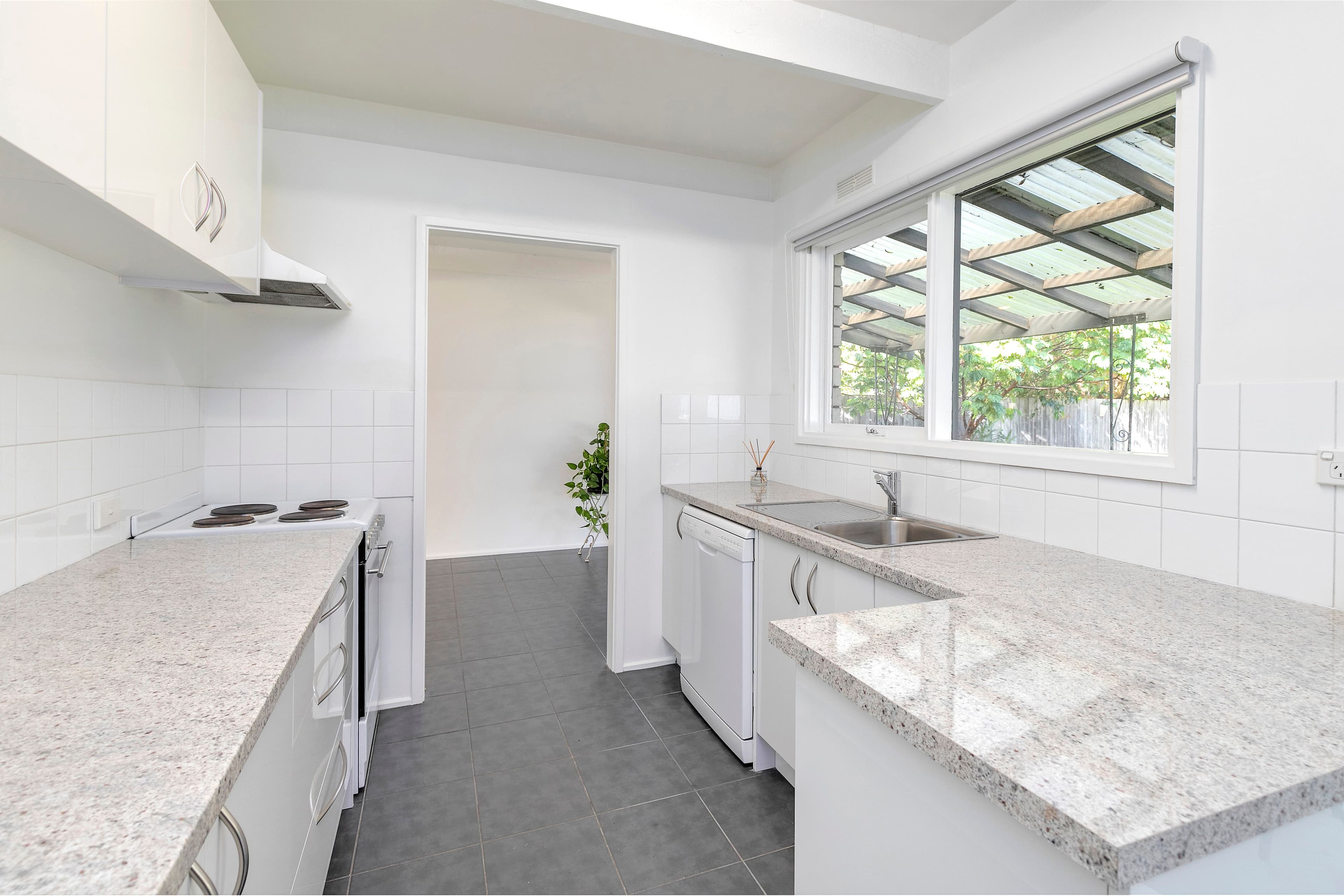 16 Killara Court, Rosebud VIC 3939, Rosebud - Thumbnail 3