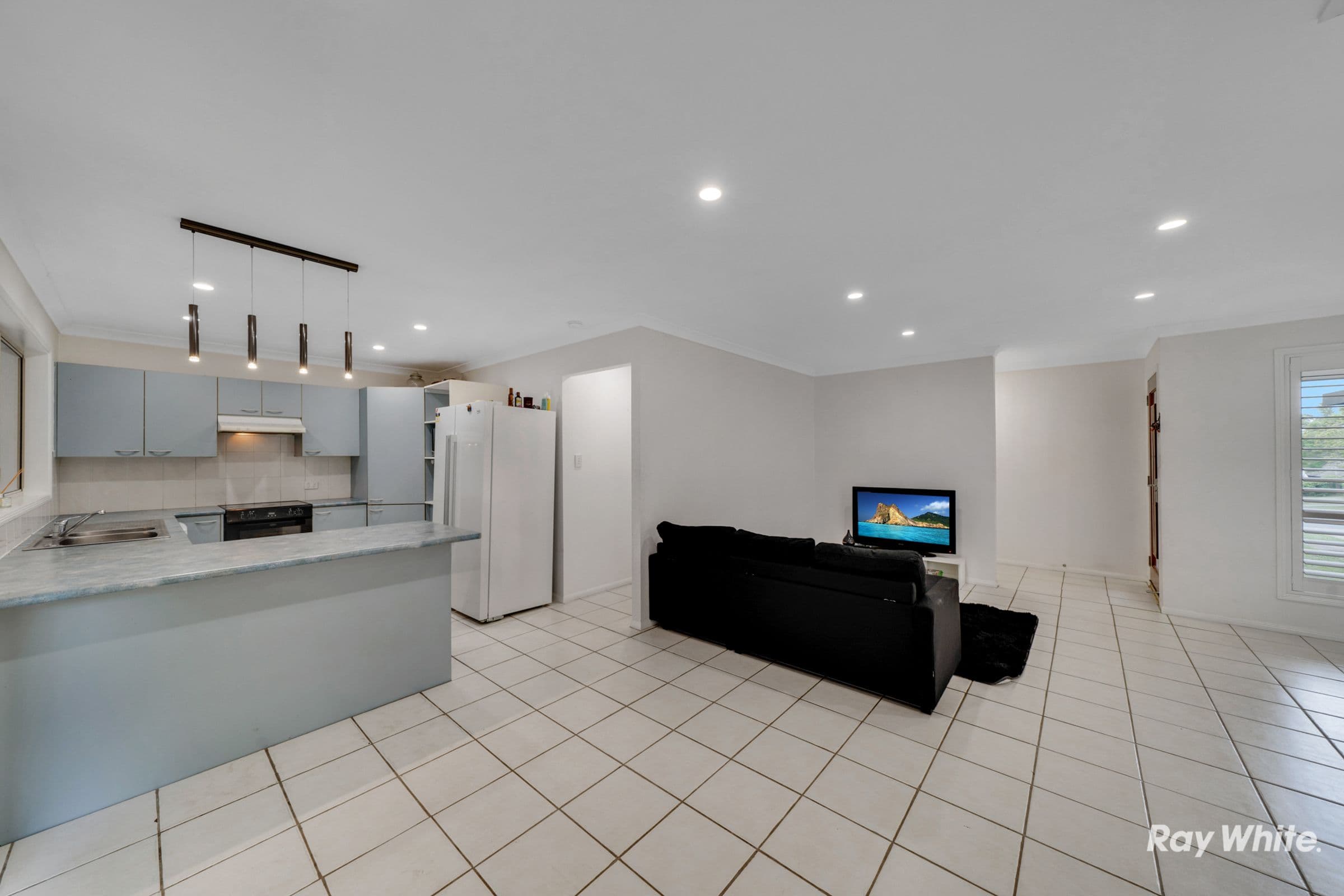 19 Sonorous Close, Regents Park QLD 4118, Regents Park - Thumbnail 2