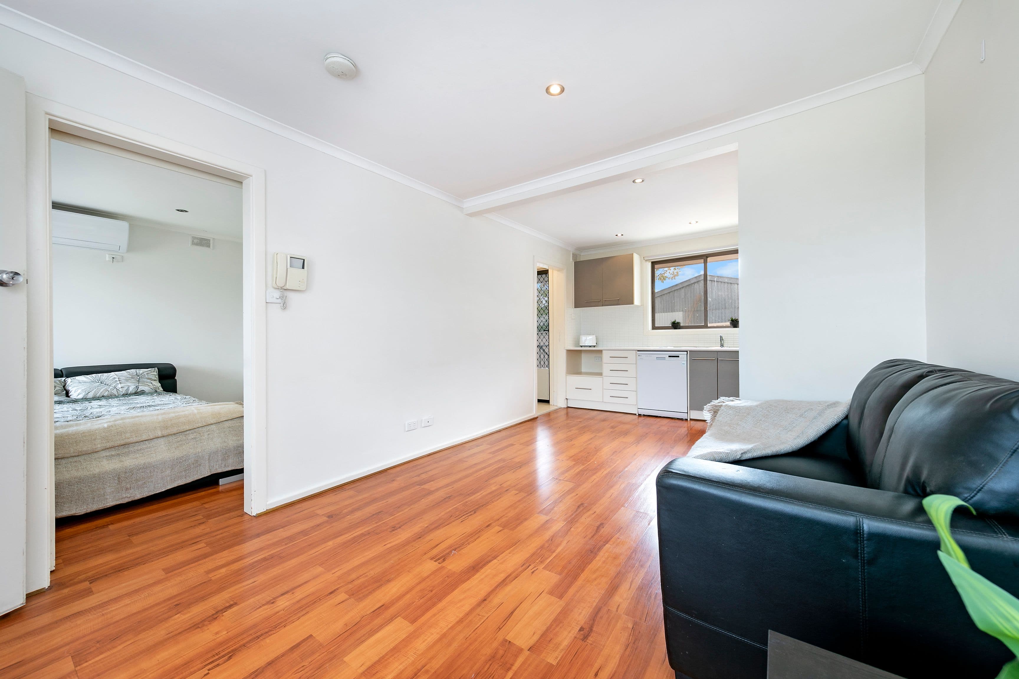 32 Elgar avenue,, Ingle Farm SA 5098, Ingle Farm - Thumbnail 2