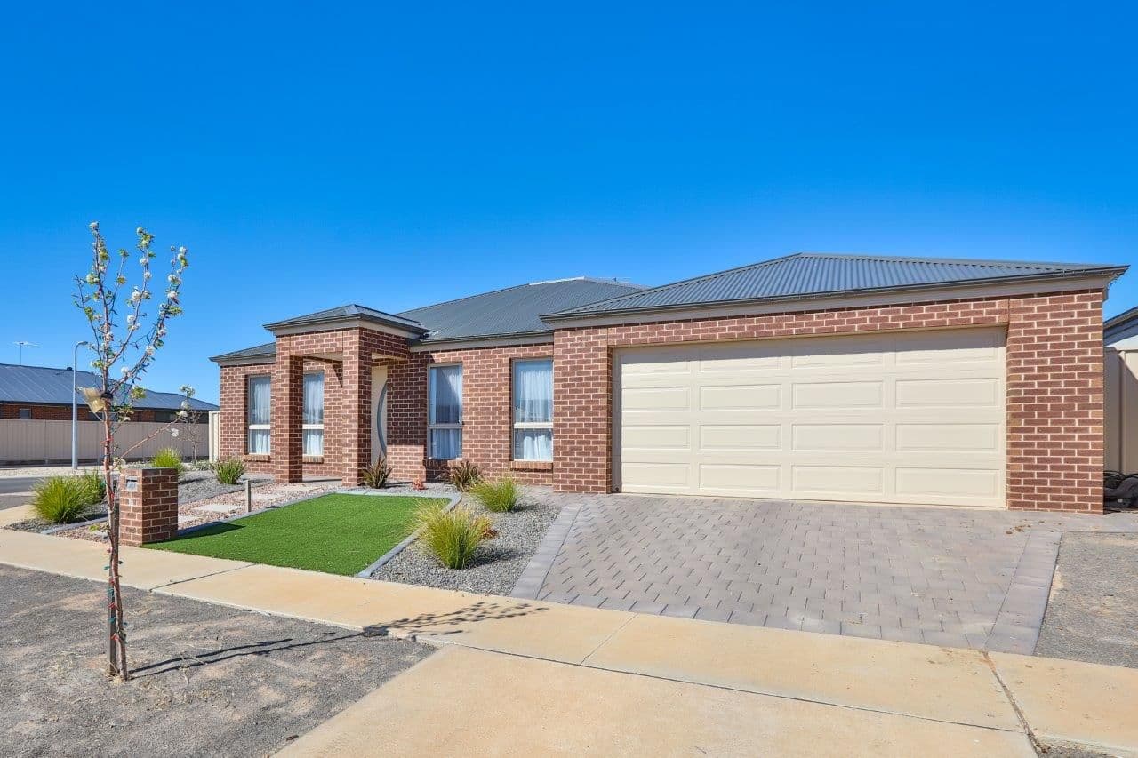 20 Davlin Drive, Mildura VIC 3500, Mildura - Thumbnail 3