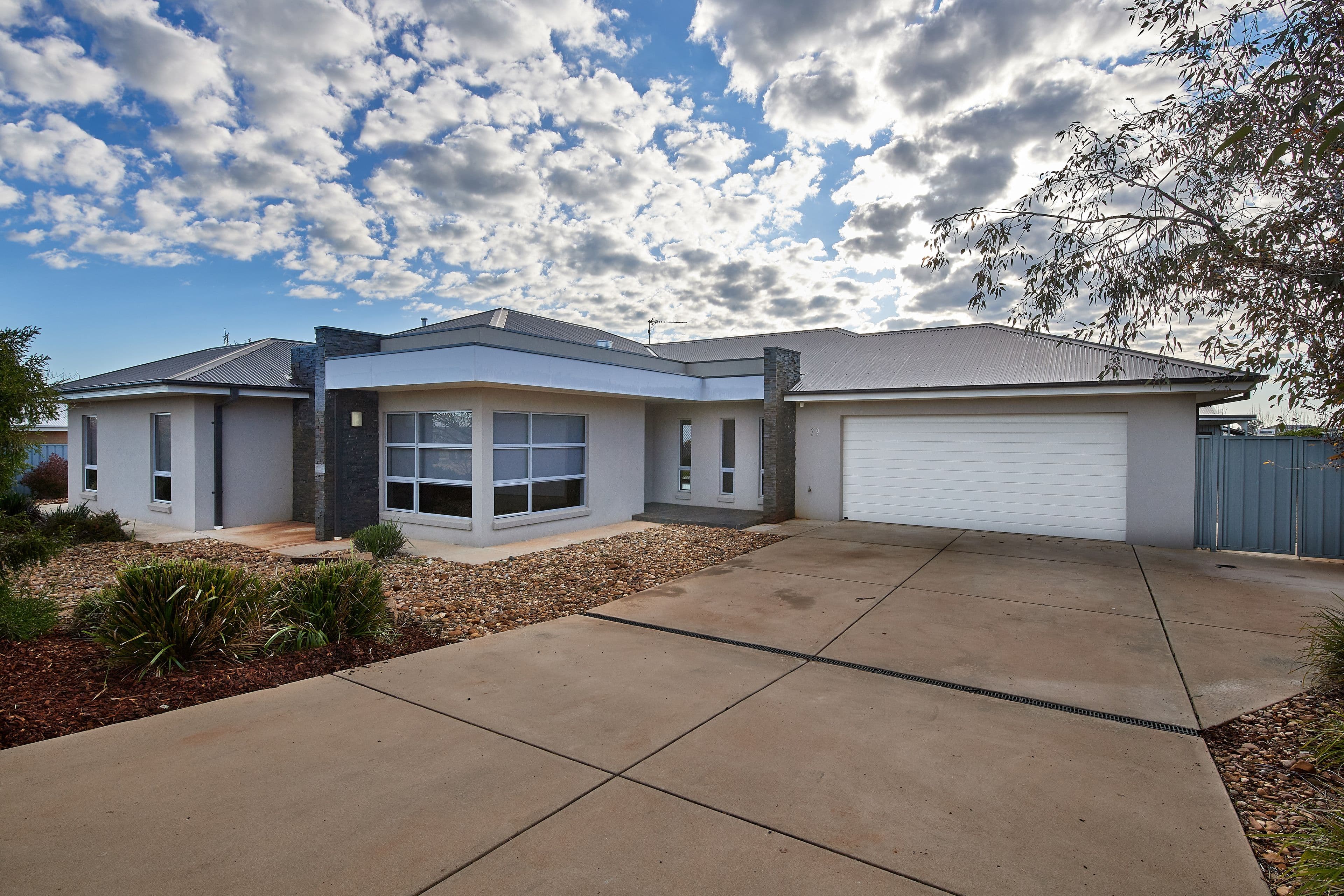 29 Lewis Street, Coolamon NSW 2701, Coolamon - Image 1