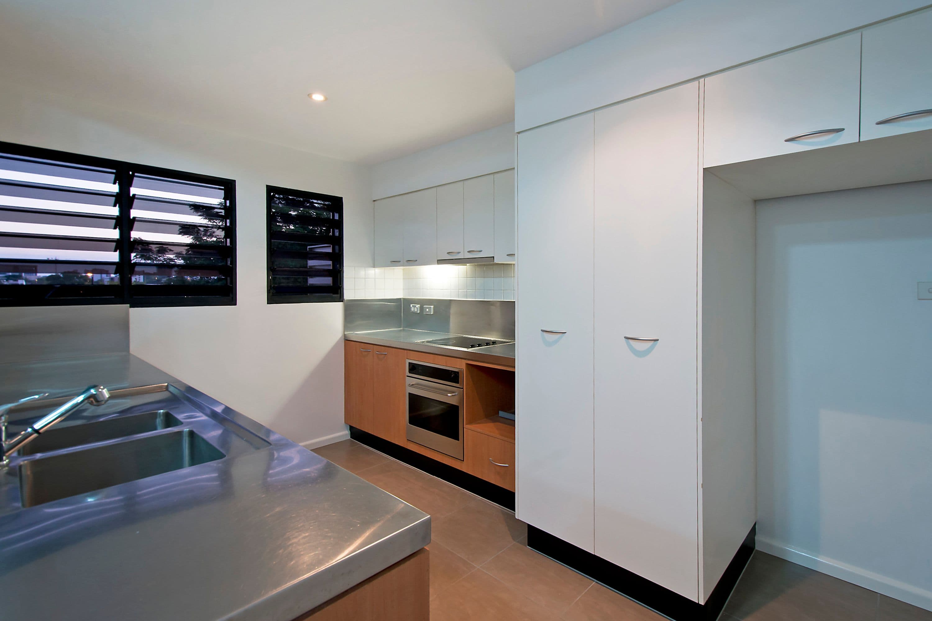 2/30B Duke Street, Stuart Park NT 0820, Stuart Park - Thumbnail 4