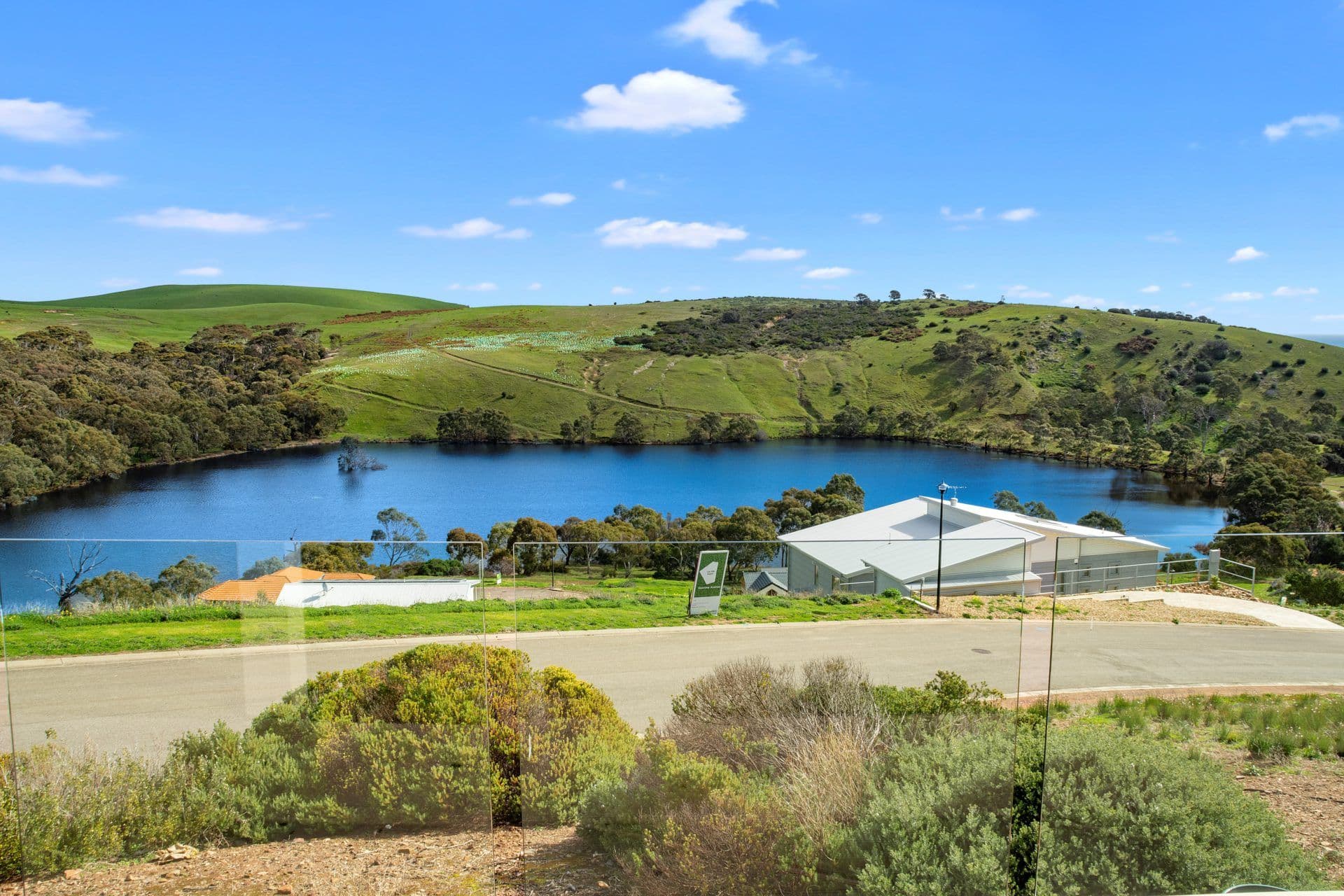 64 Seaview Avenue, Wirrina Cove SA 5204, Wirrina Cove - Thumbnail 2