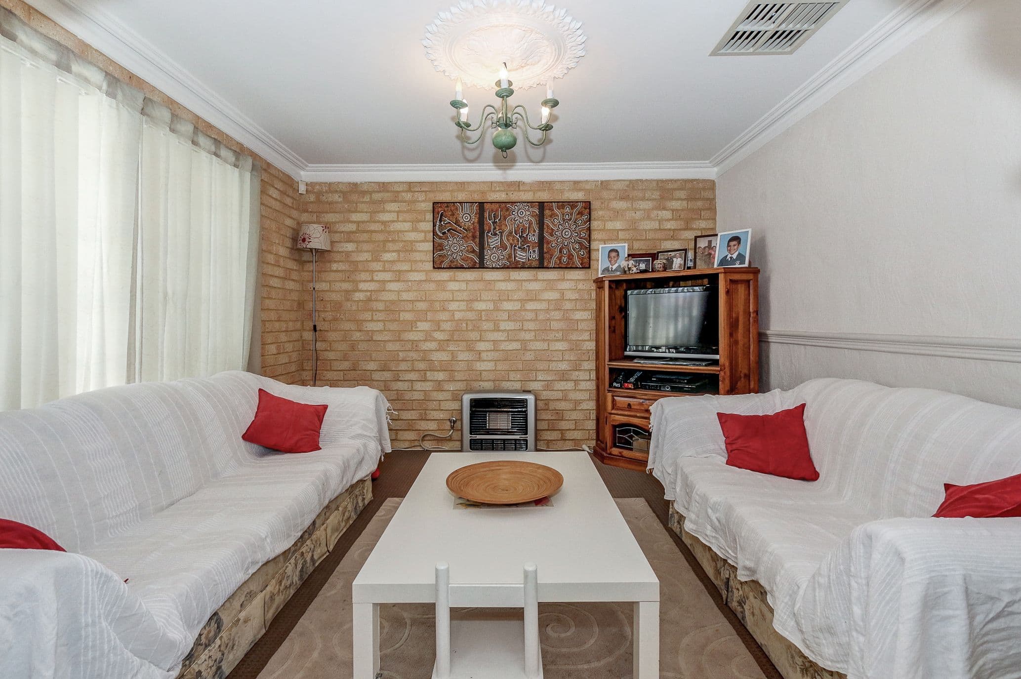 30 Woodleigh Gardens, Ballajura WA 6066, Ballajura - Thumbnail 8