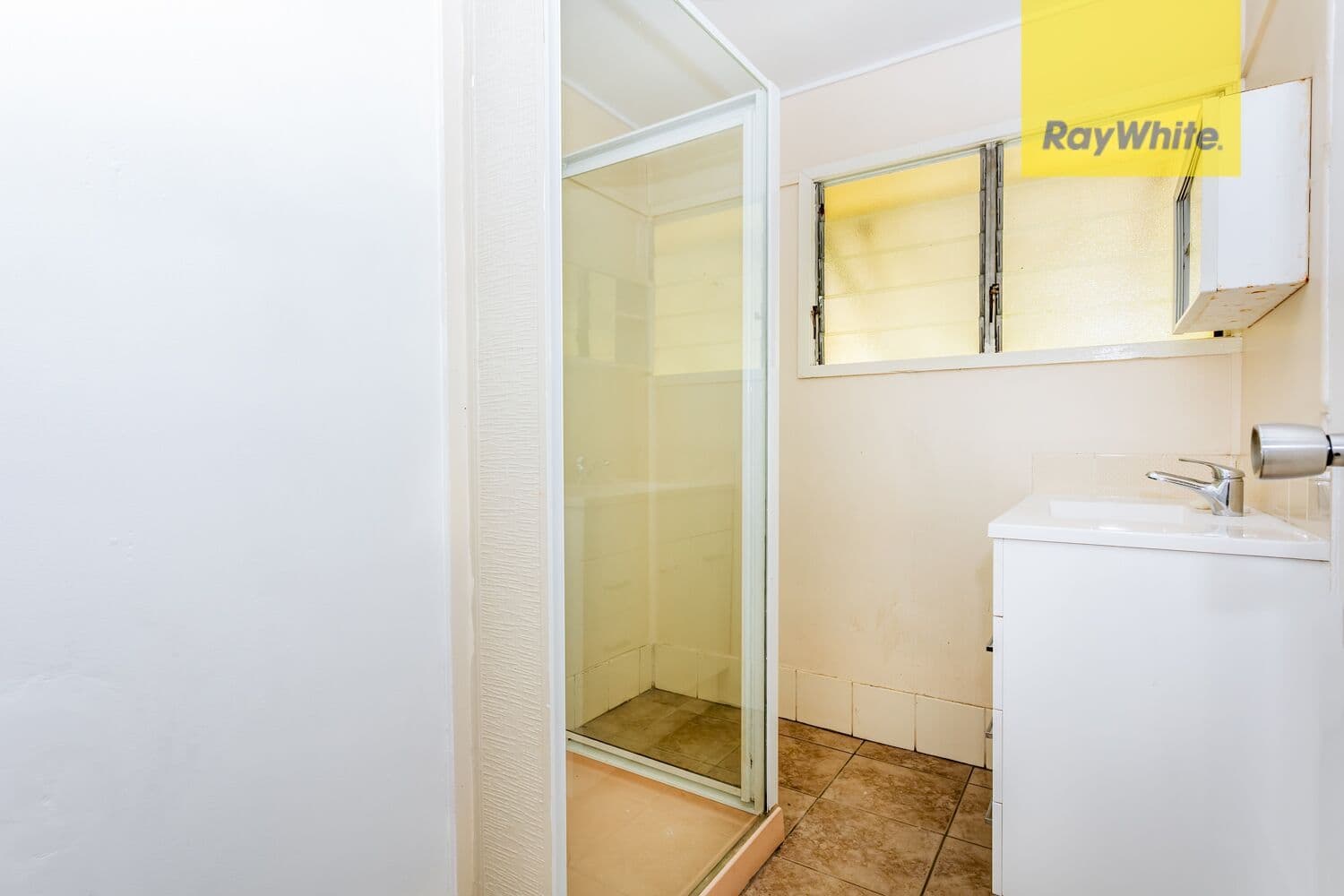 4 Arthur Street, Woodridge QLD 4114, Woodridge - Thumbnail 6
