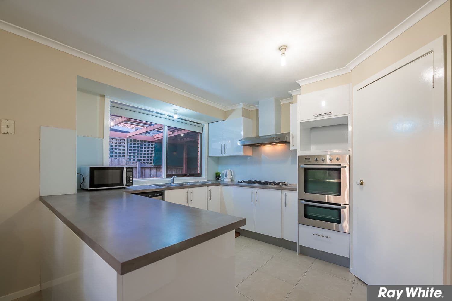 2 Pioneer Court, Werribee VIC 3030, Werribee - Thumbnail 4