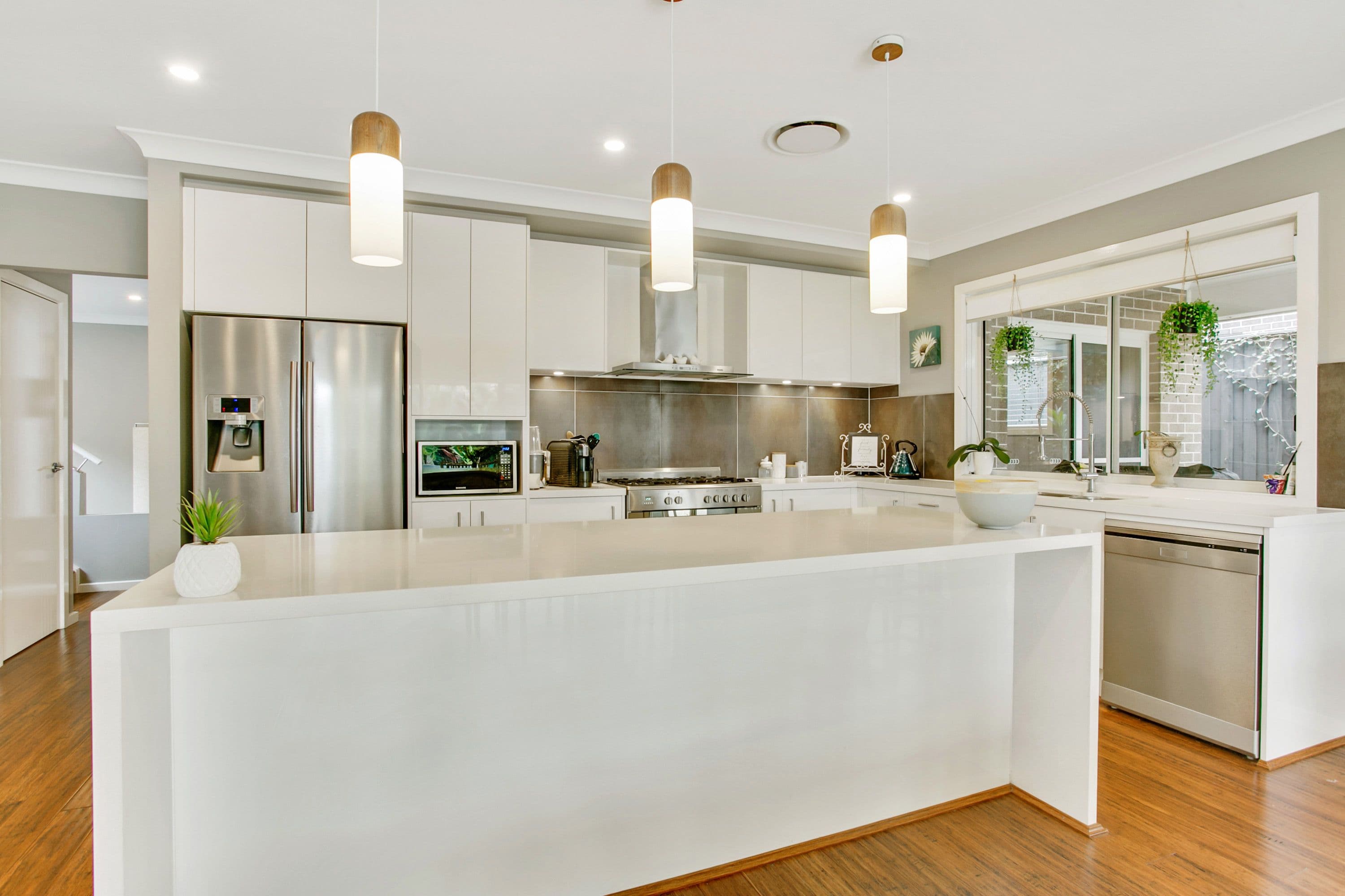 44 Mary Wade Place, Carnes Hill - Thumbnail 3