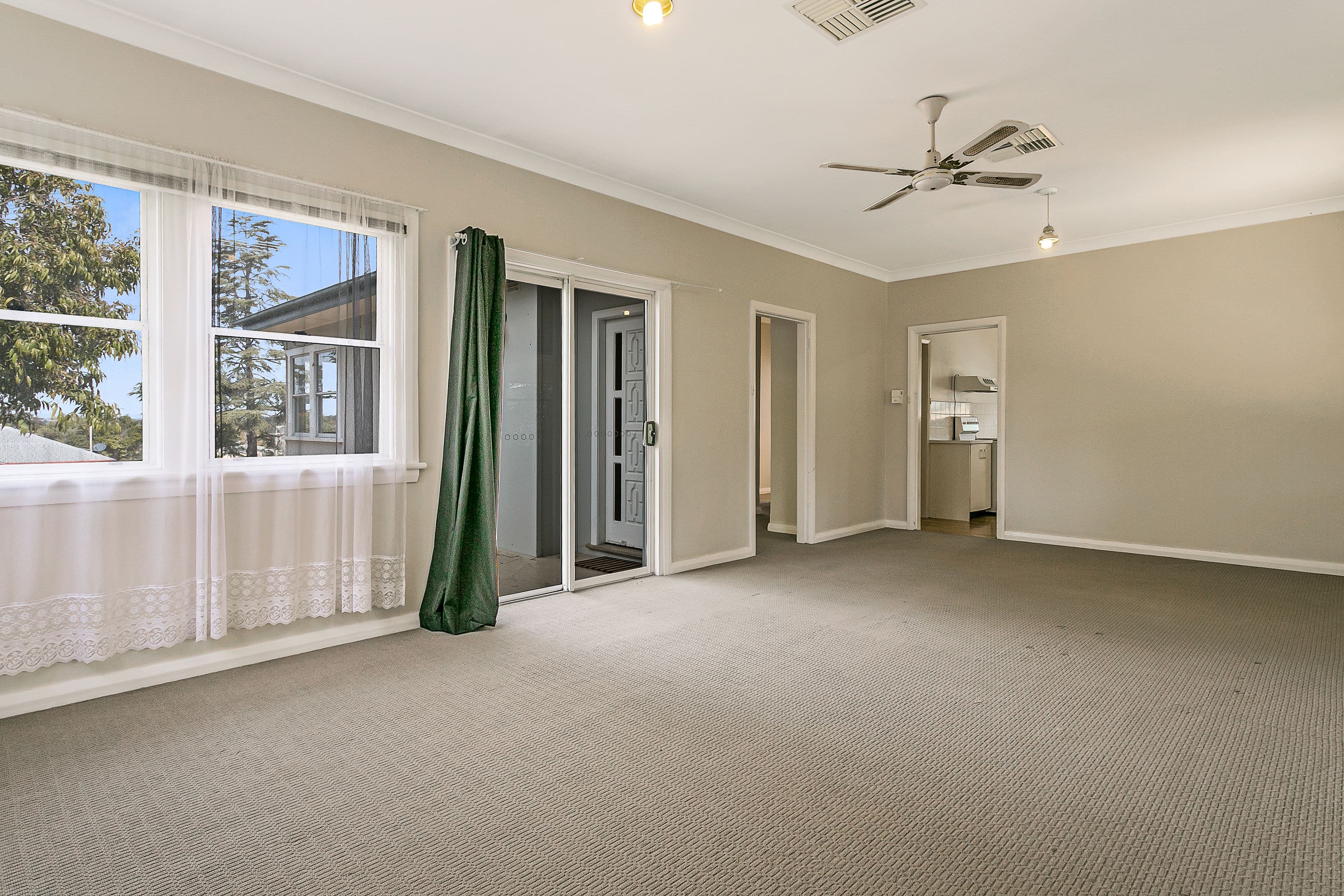 13 George Street, Tamworth NSW 2340, Tamworth - Thumbnail 2