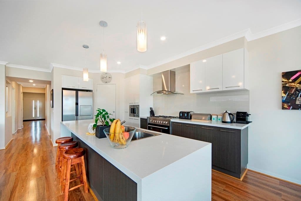 8 Seaford Street, Alfredton VIC 3350, Alfredton - Thumbnail 2