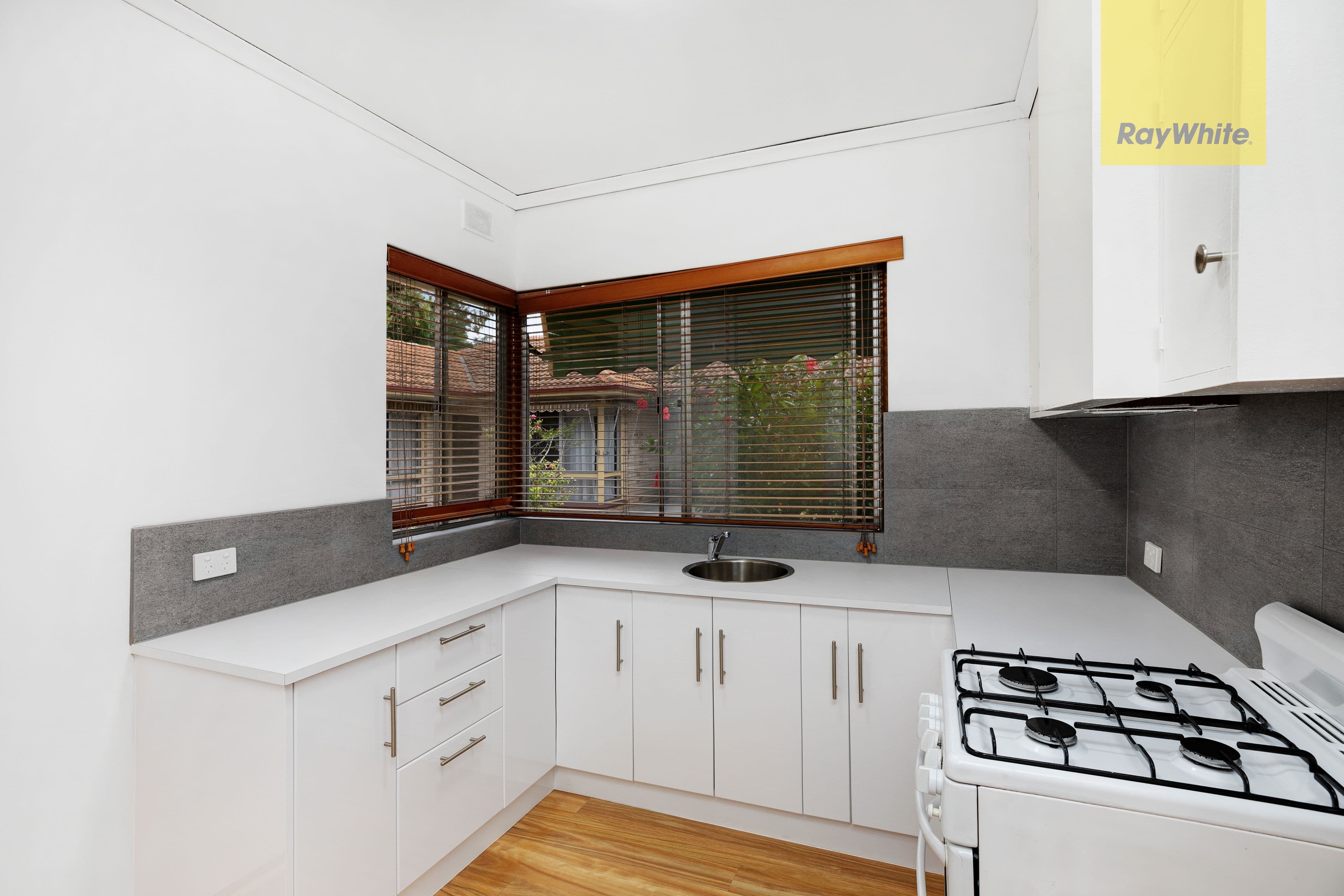3/7 Olive Street, Glenelg SA 5045, Glenelg - Thumbnail 4