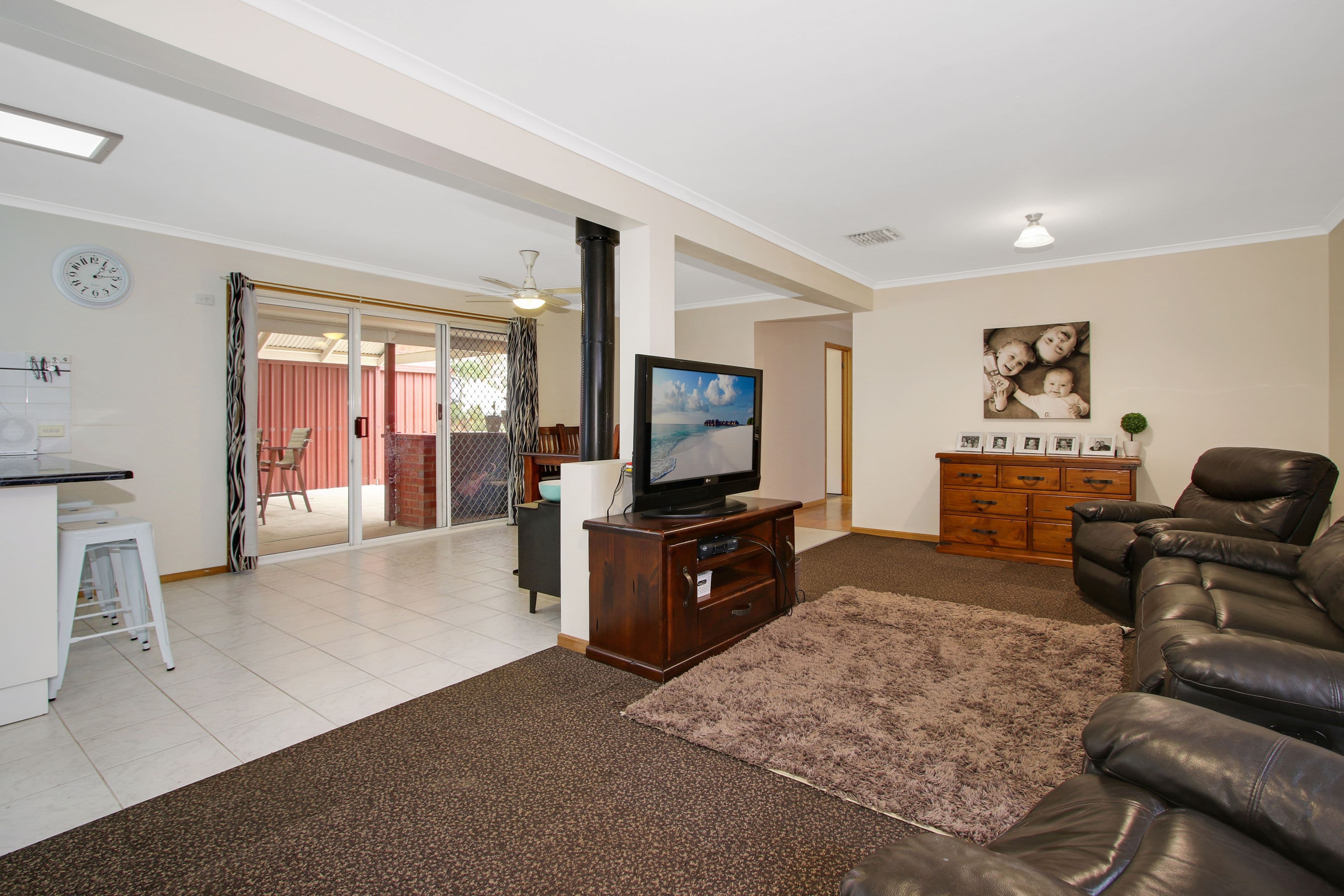 41 Peacock Avenue, West Wodonga VIC 3690, West Wodonga - Thumbnail 4