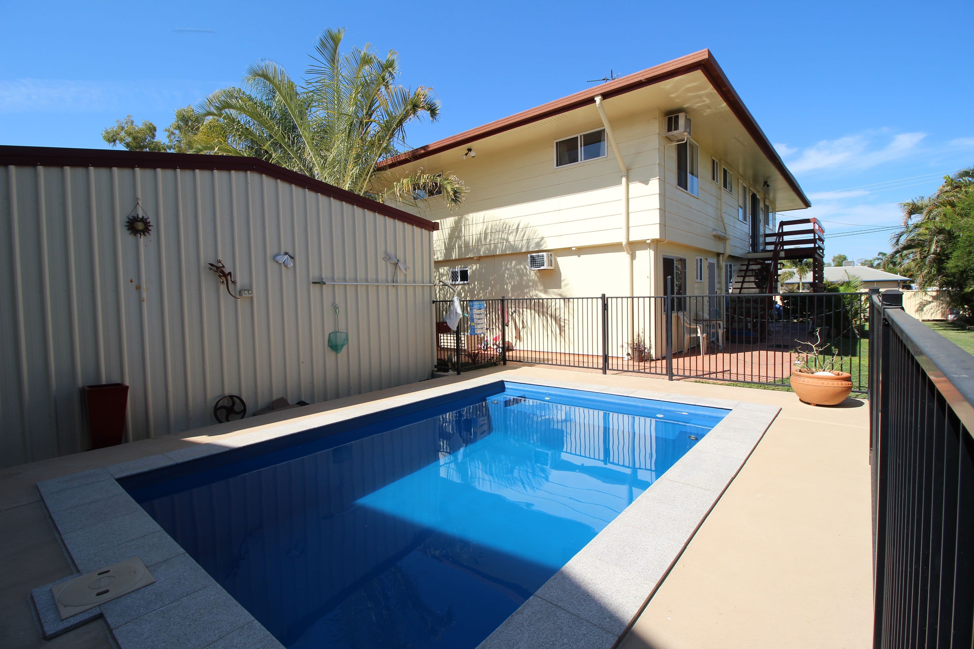 223 Borilla Street, Emerald QLD 4720, Emerald - Thumbnail 2