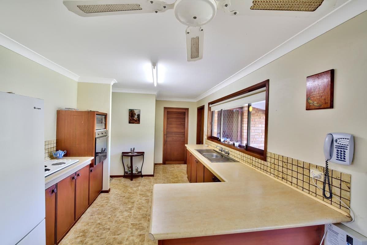 52 Playford Road, Killarney Vale NSW 2261, Killarney Vale - Thumbnail 2