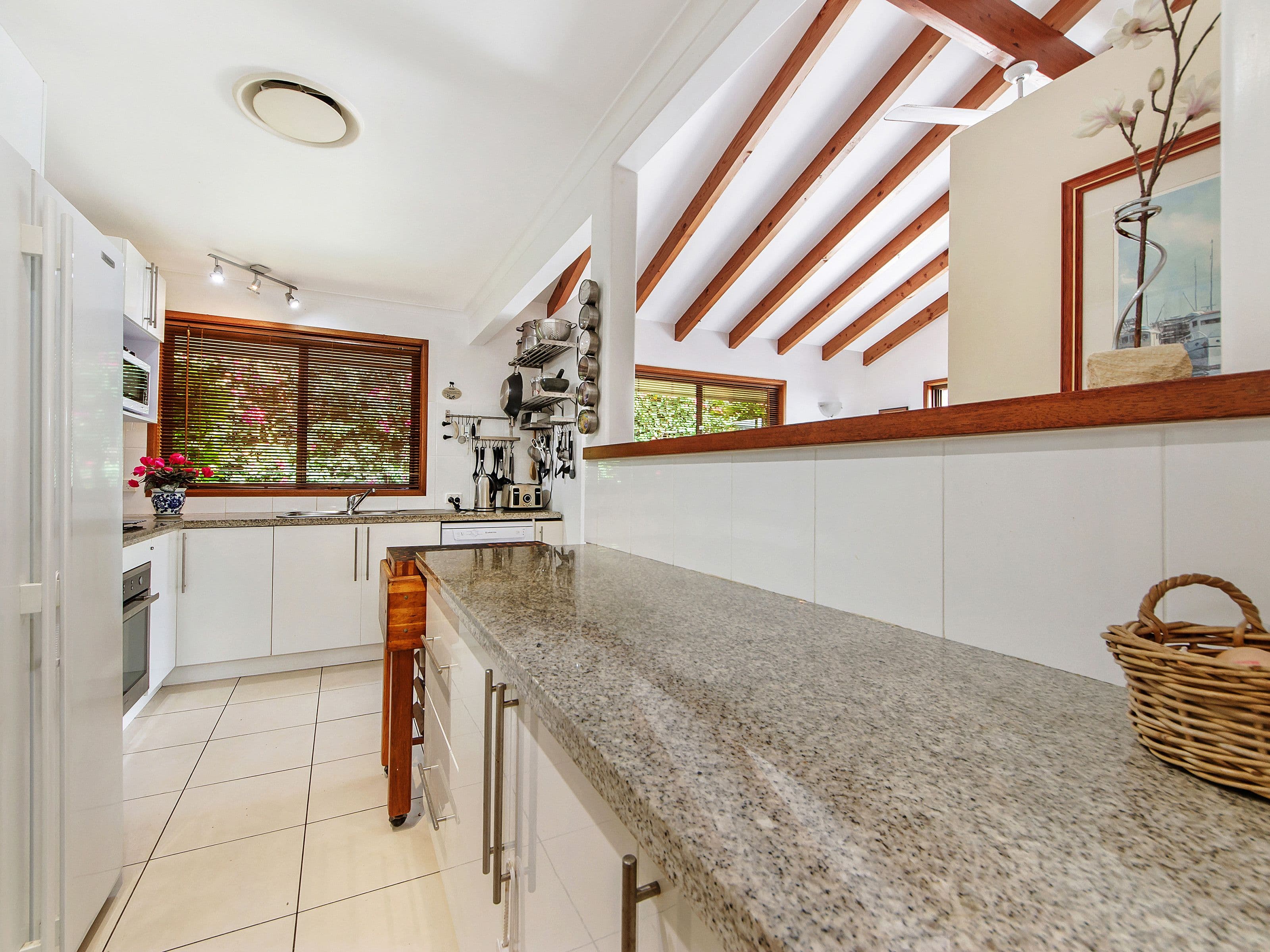 5 Royal Palm Court, Southport QLD 4215, Southport - Thumbnail 6