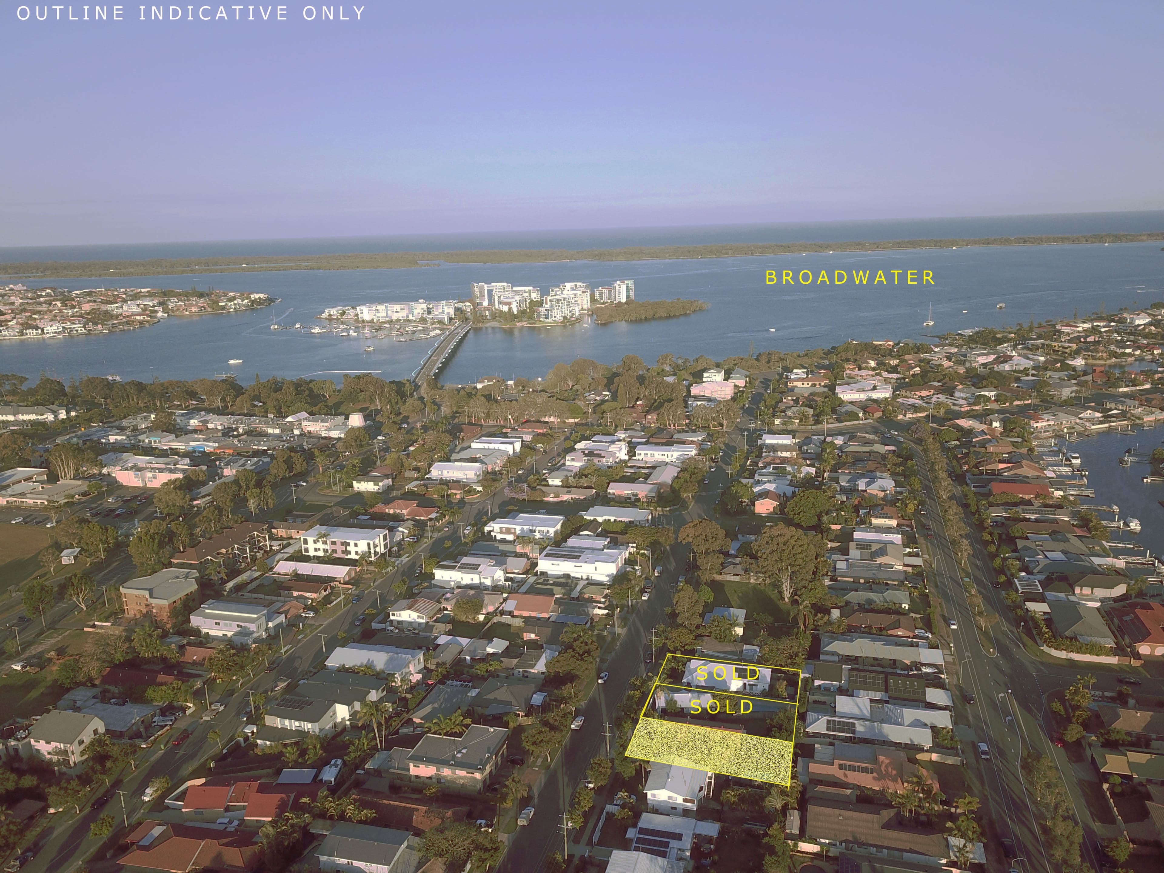 56 Errol Avenue, Paradise Point QLD 4216, Paradise Point - Thumbnail 3
