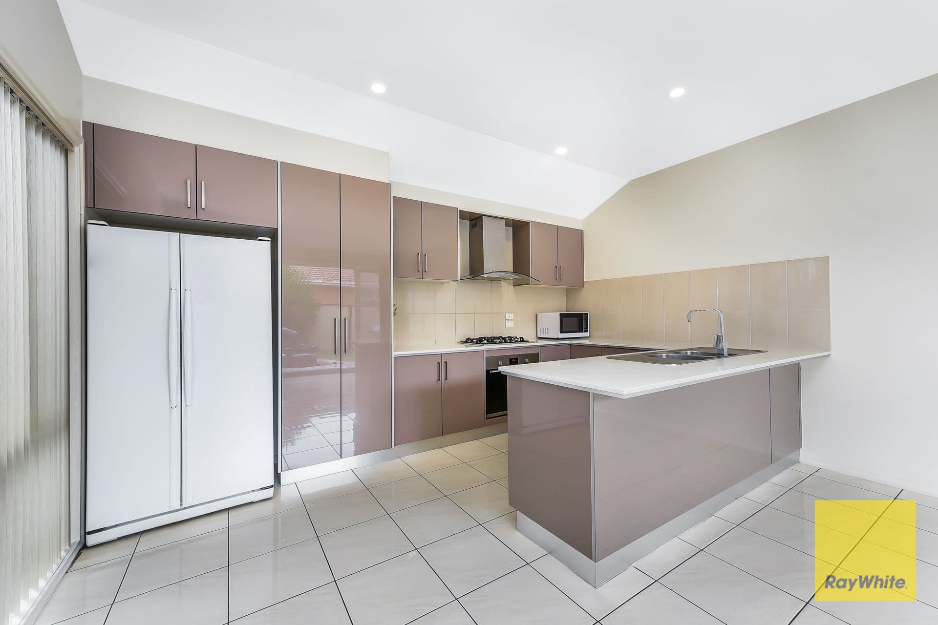 25 Suzanne Street, Dandenong VIC 3175, Dandenong - Thumbnail 3