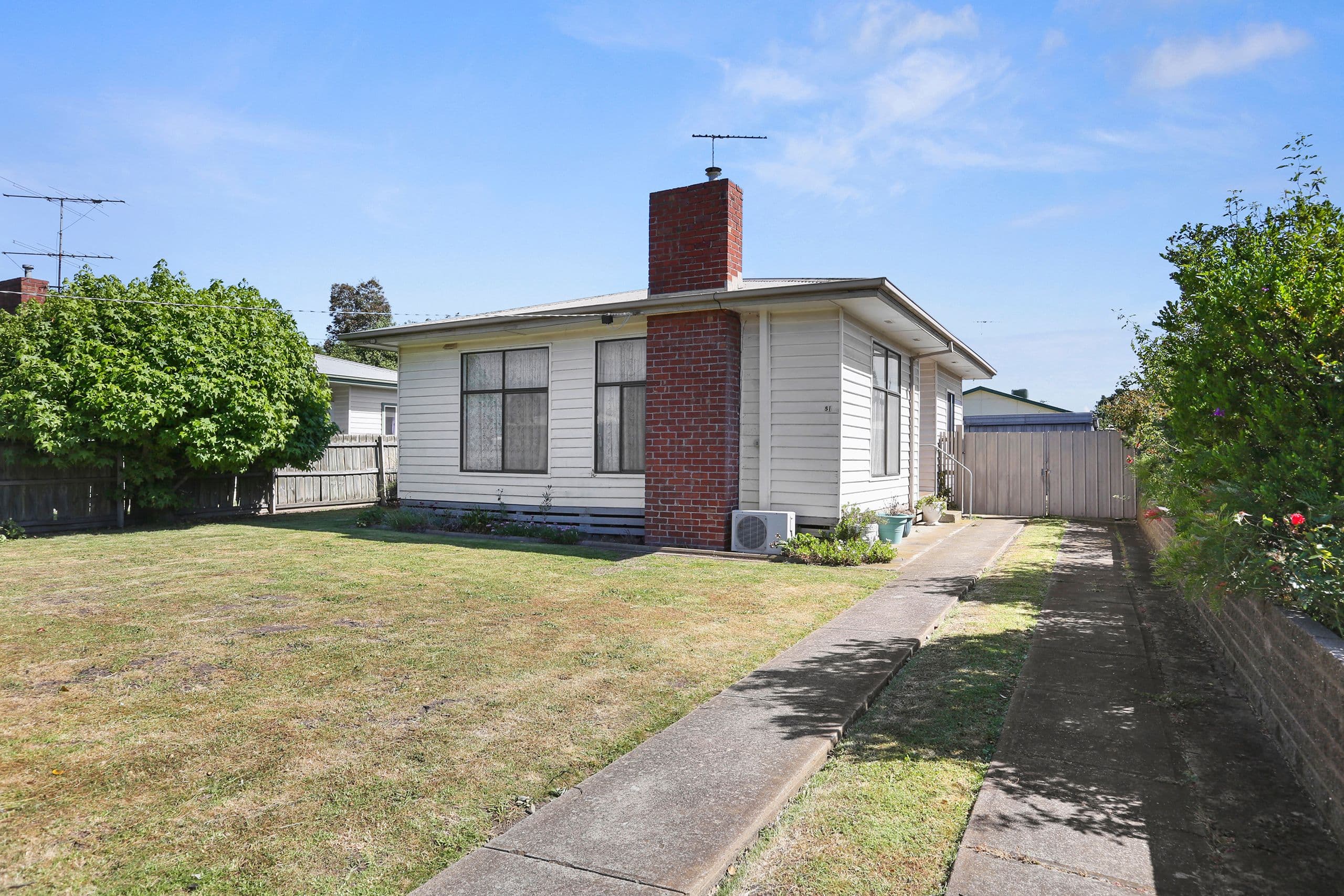 51 Donnelly Avenue, Norlane VIC 3214, Norlane - Thumbnail 2