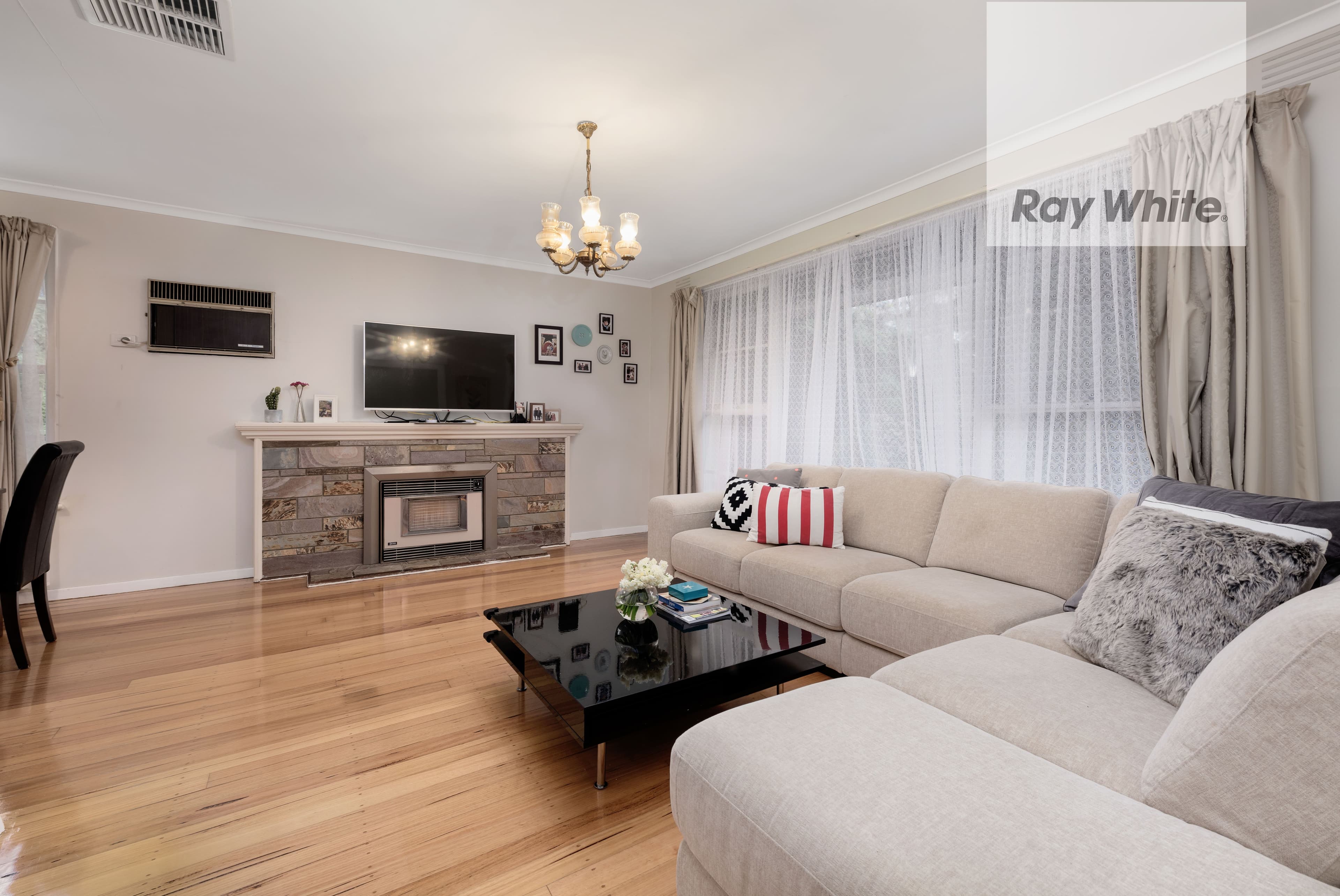 219 Greenwood Drive, Bundoora VIC 3083, Bundoora - Thumbnail 3