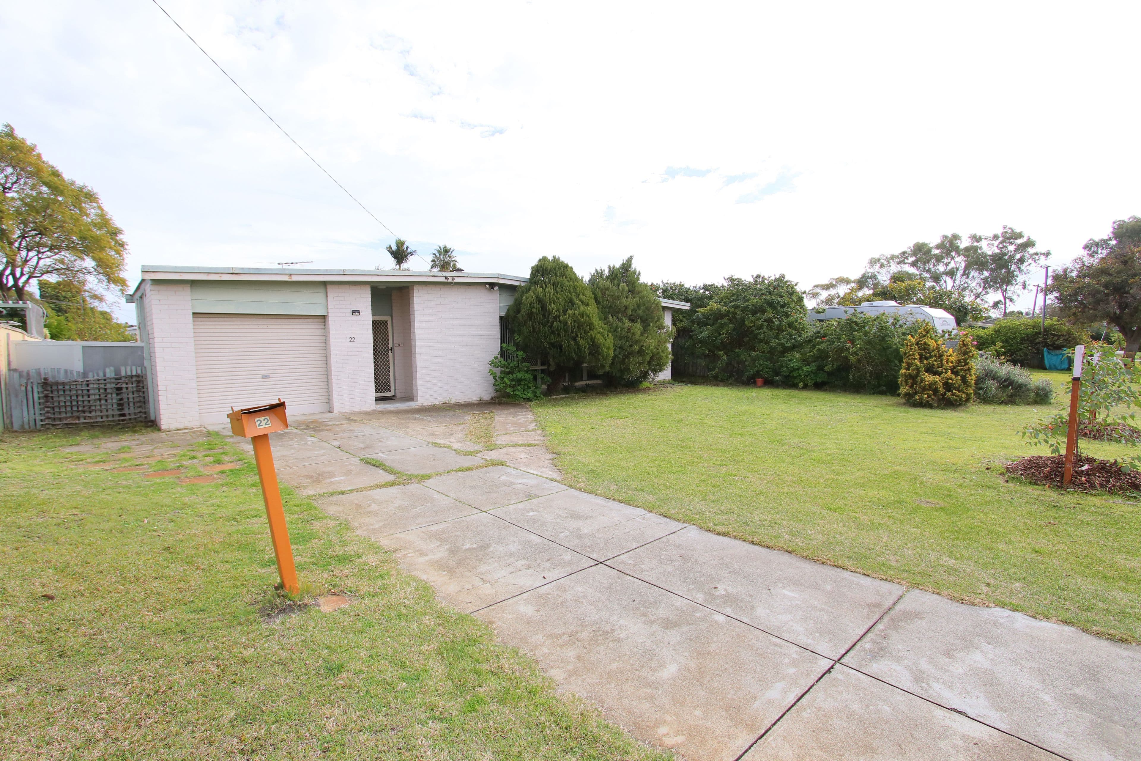 22 Devon Way, Lynwood WA 6147, Lynwood - Thumbnail 2