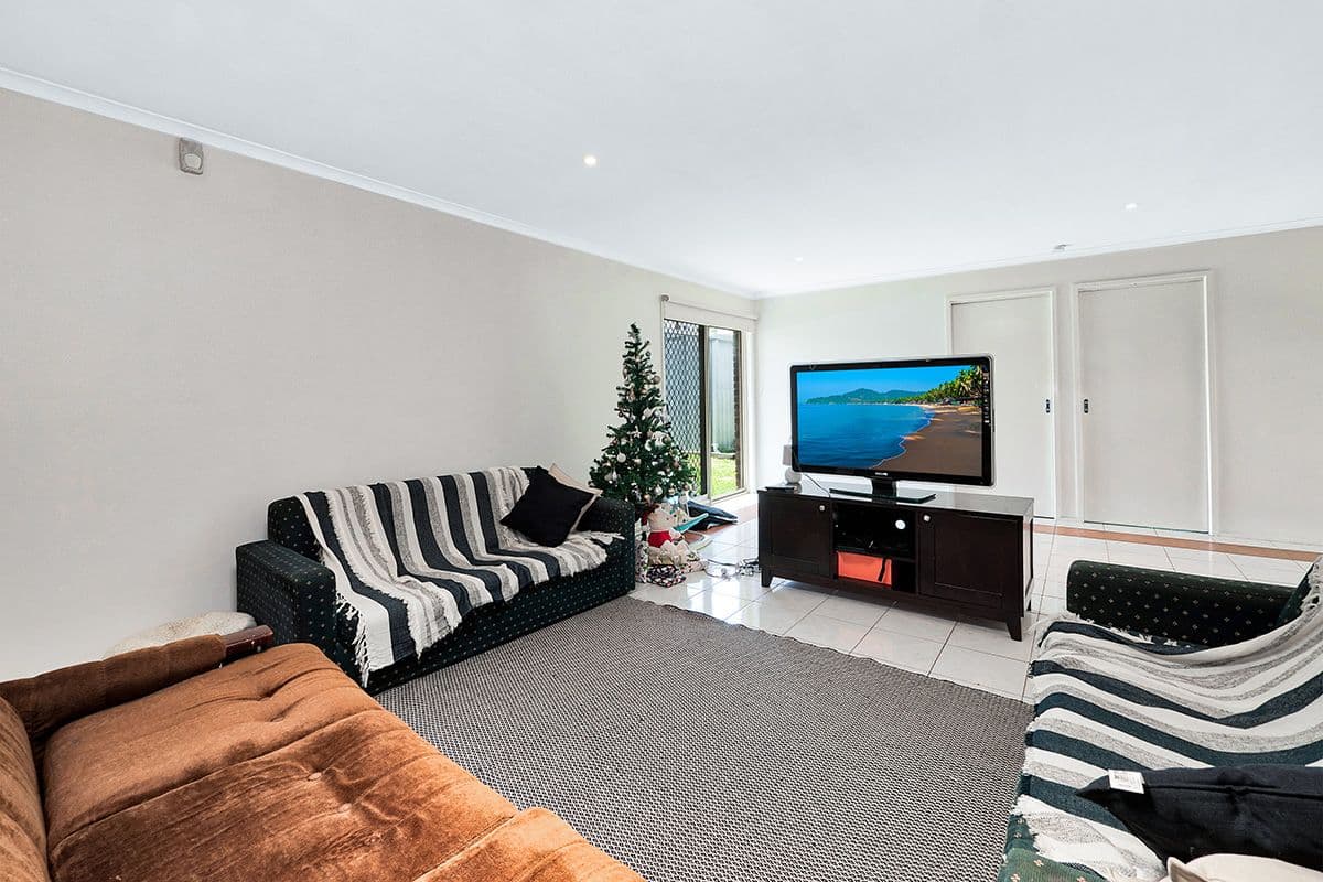 113 Waverley Park Drive, Cranbourne North VIC 3977, Cranbourne North - Thumbnail 4