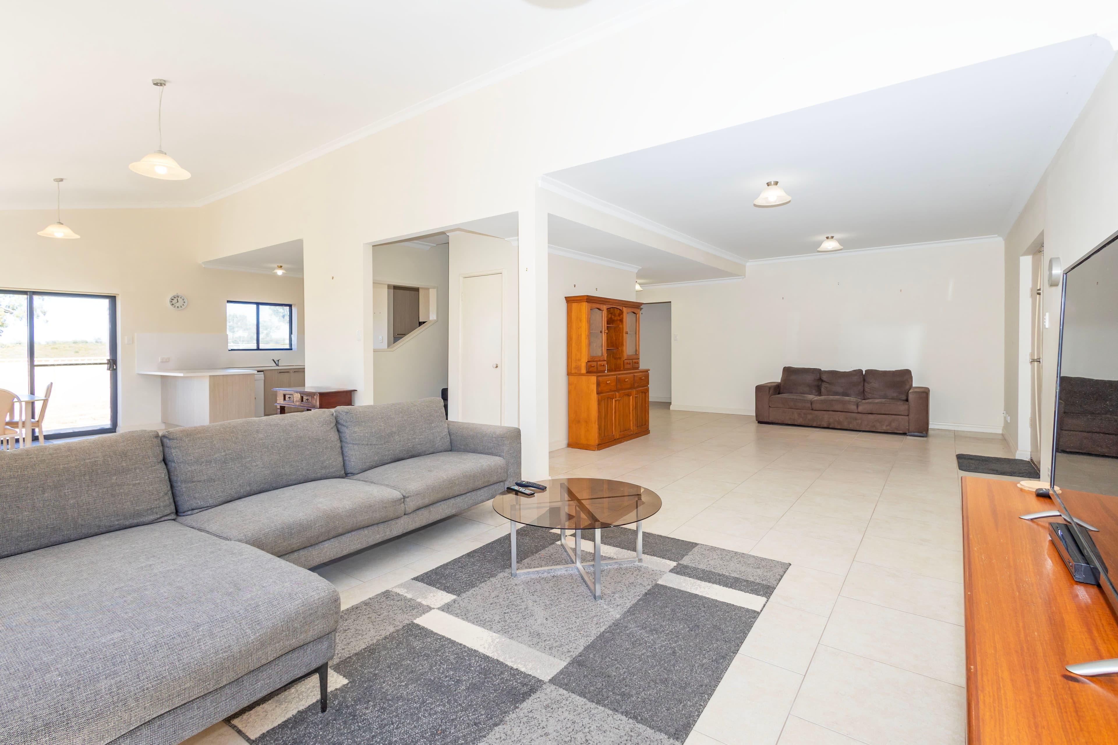 7 White Court, Eneabba WA 6518, Eneabba - Thumbnail 3