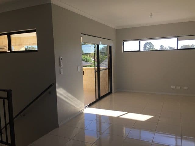 126C Fremantle Road, Gosnells WA 6110, Gosnells - Thumbnail 3