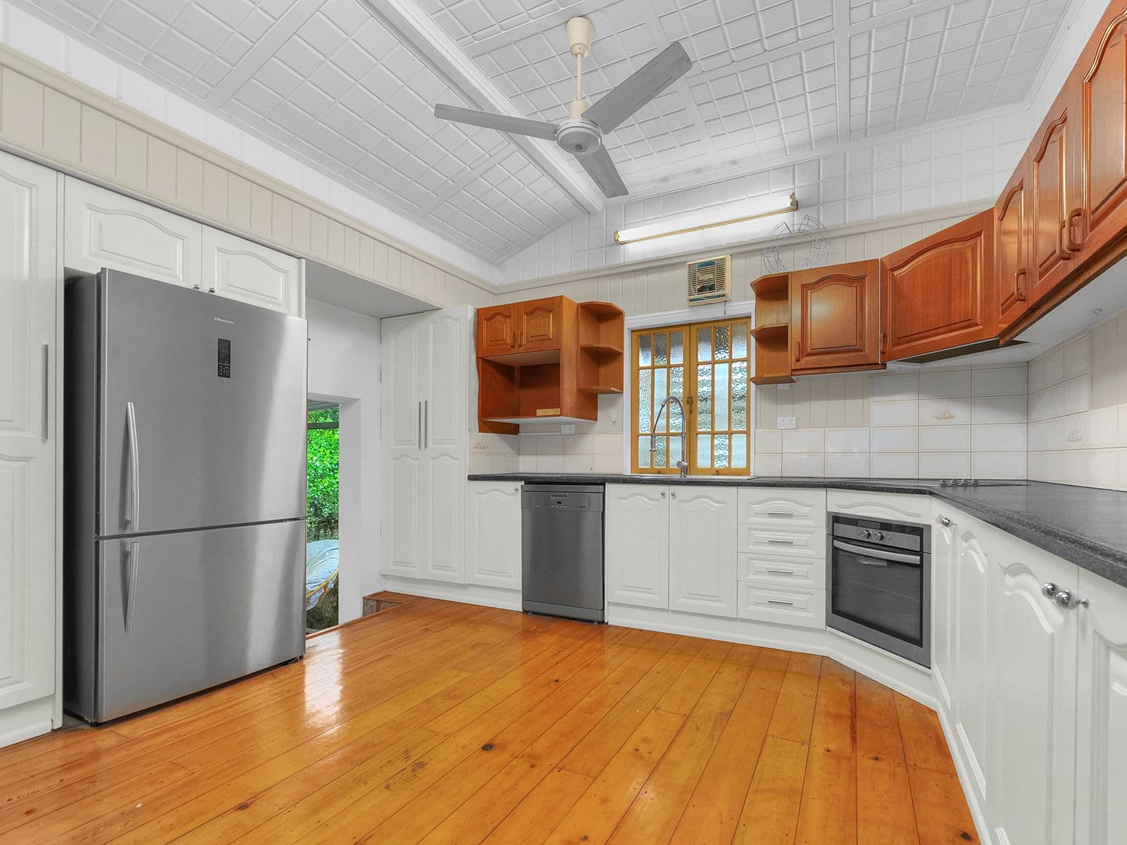 388 Wynnum Road, Norman Park QLD 4170, Norman Park - Thumbnail 5