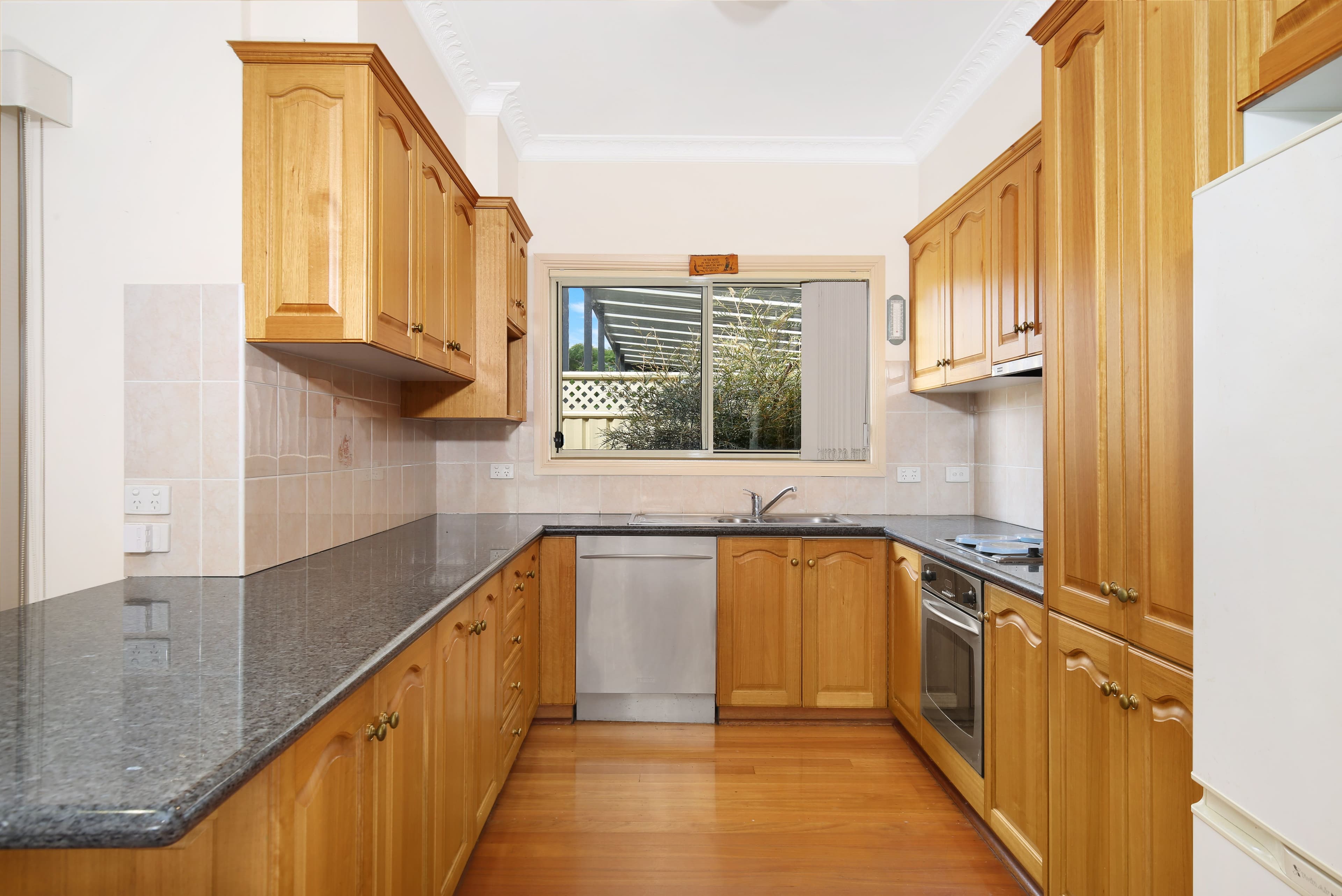 17-19 Bellevue Road, Figtree NSW 2525, Figtree - Thumbnail 2