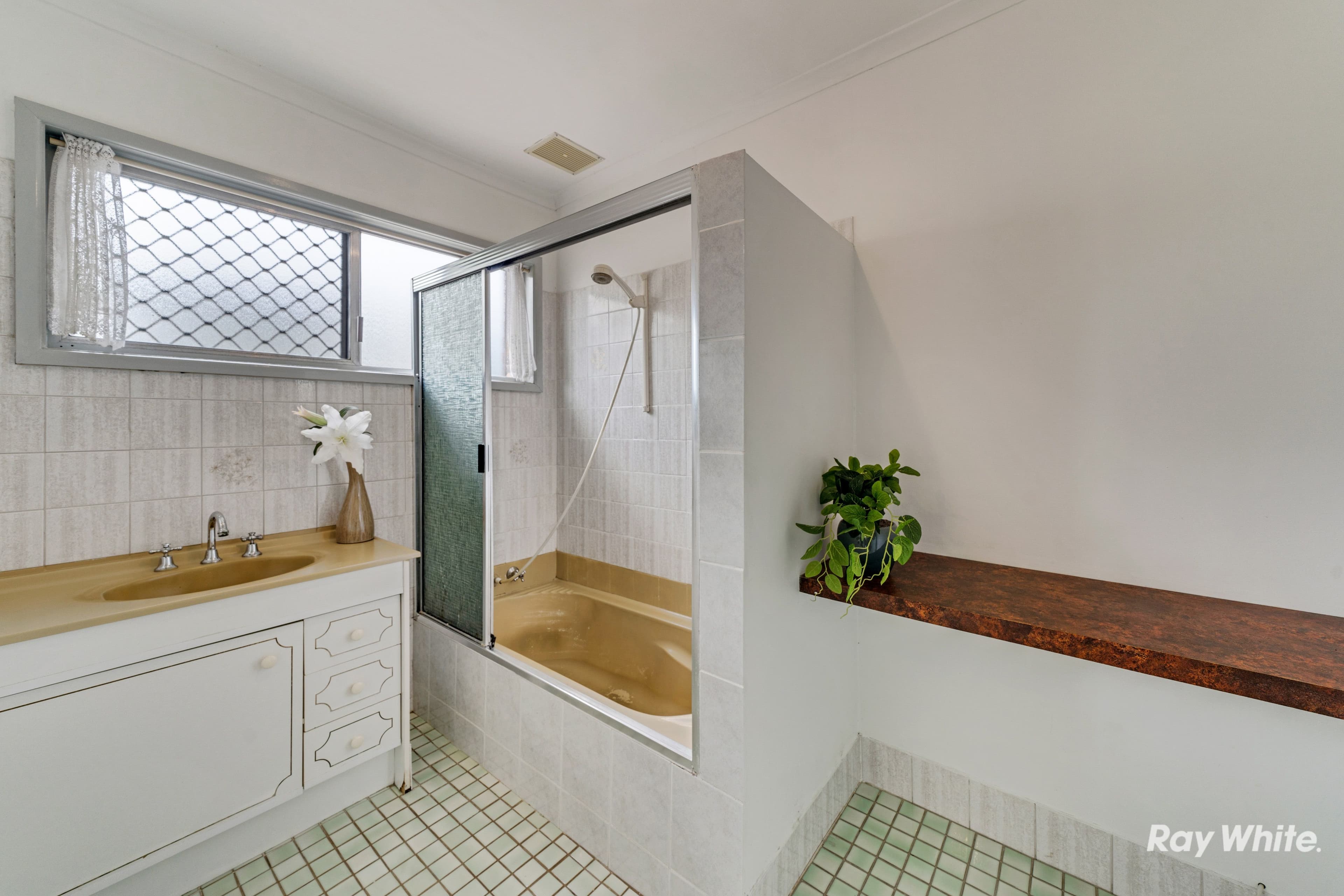 16 Kelly Street, Eagleby QLD 4207, Eagleby - Thumbnail 6
