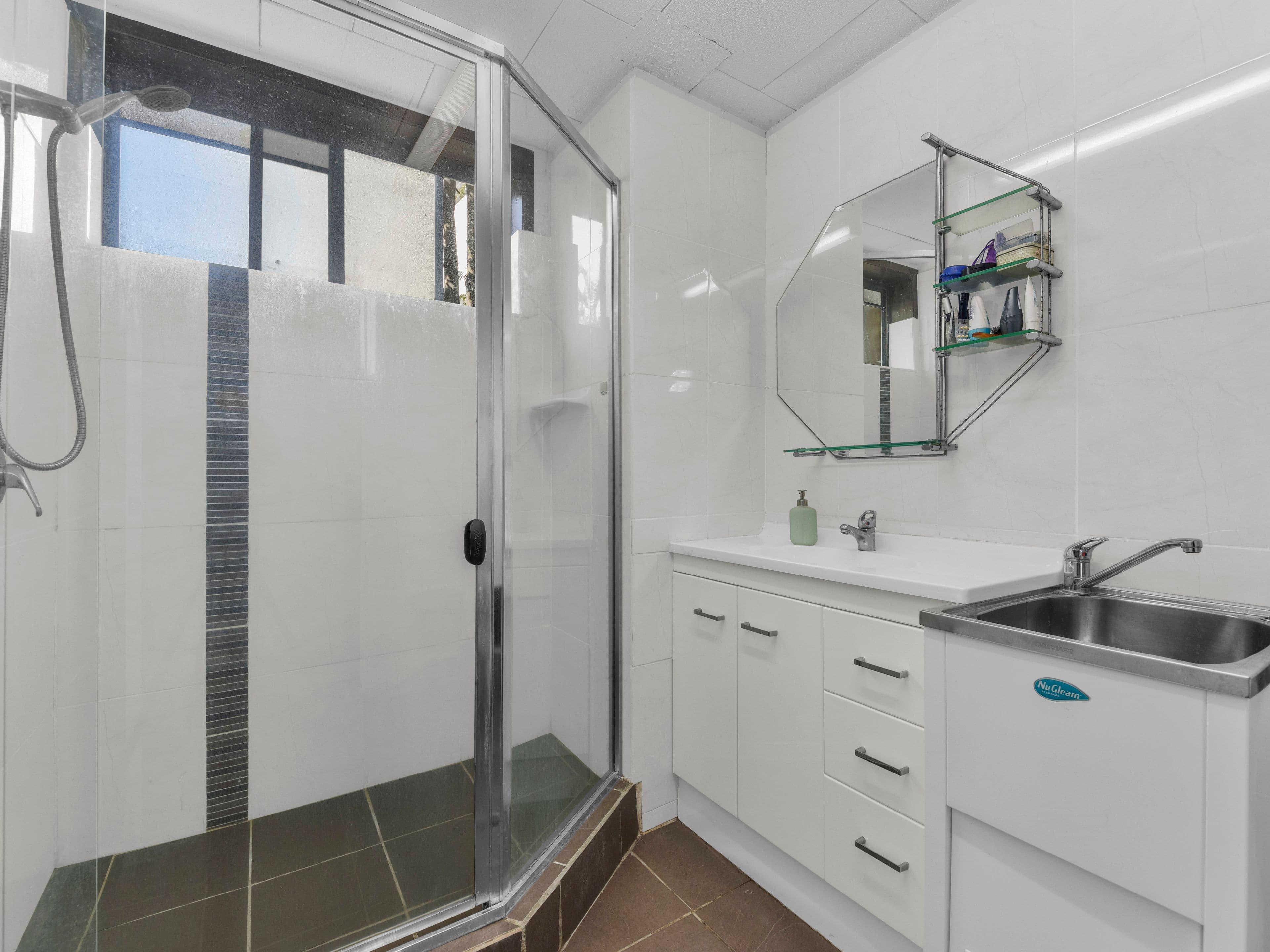 60 Lambert Road, Indooroopilly QLD 4068, Indooroopilly - Thumbnail 3